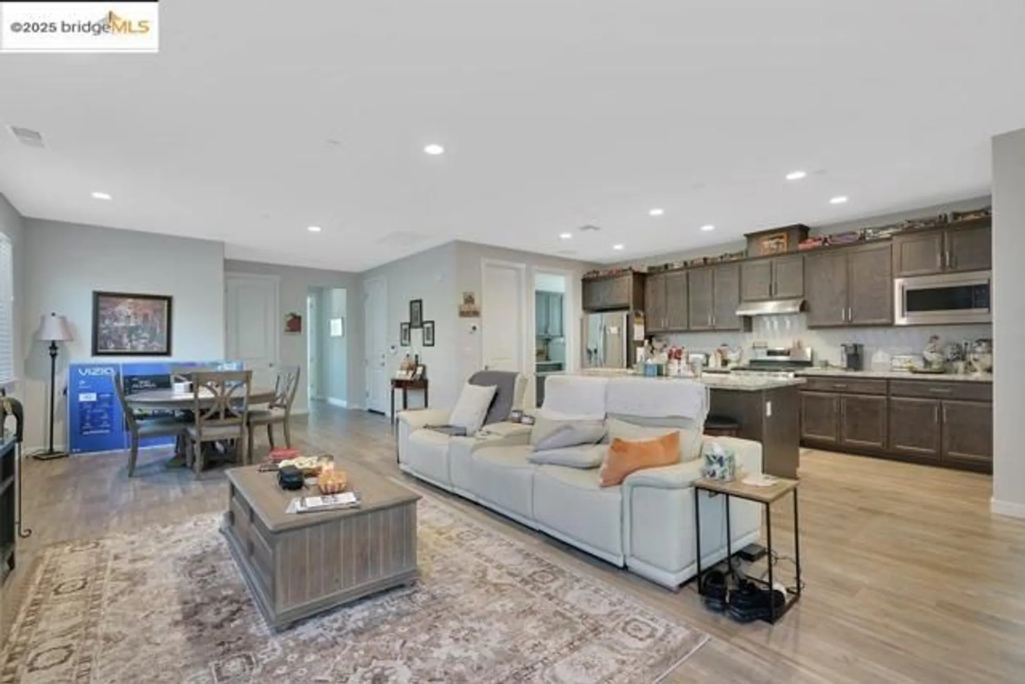 Property Slideshow image 10 of 27 | 2323 espana ln, Rio Vista, CA, 94571