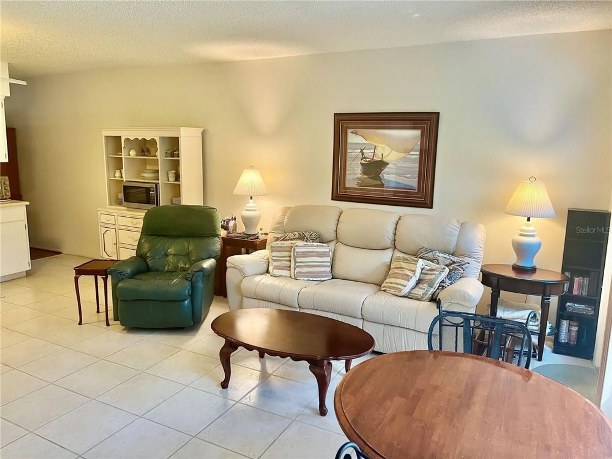 Property Slideshow image 10 of 52 | 2220 spanish dr 14, Clearwater, FL, 33763