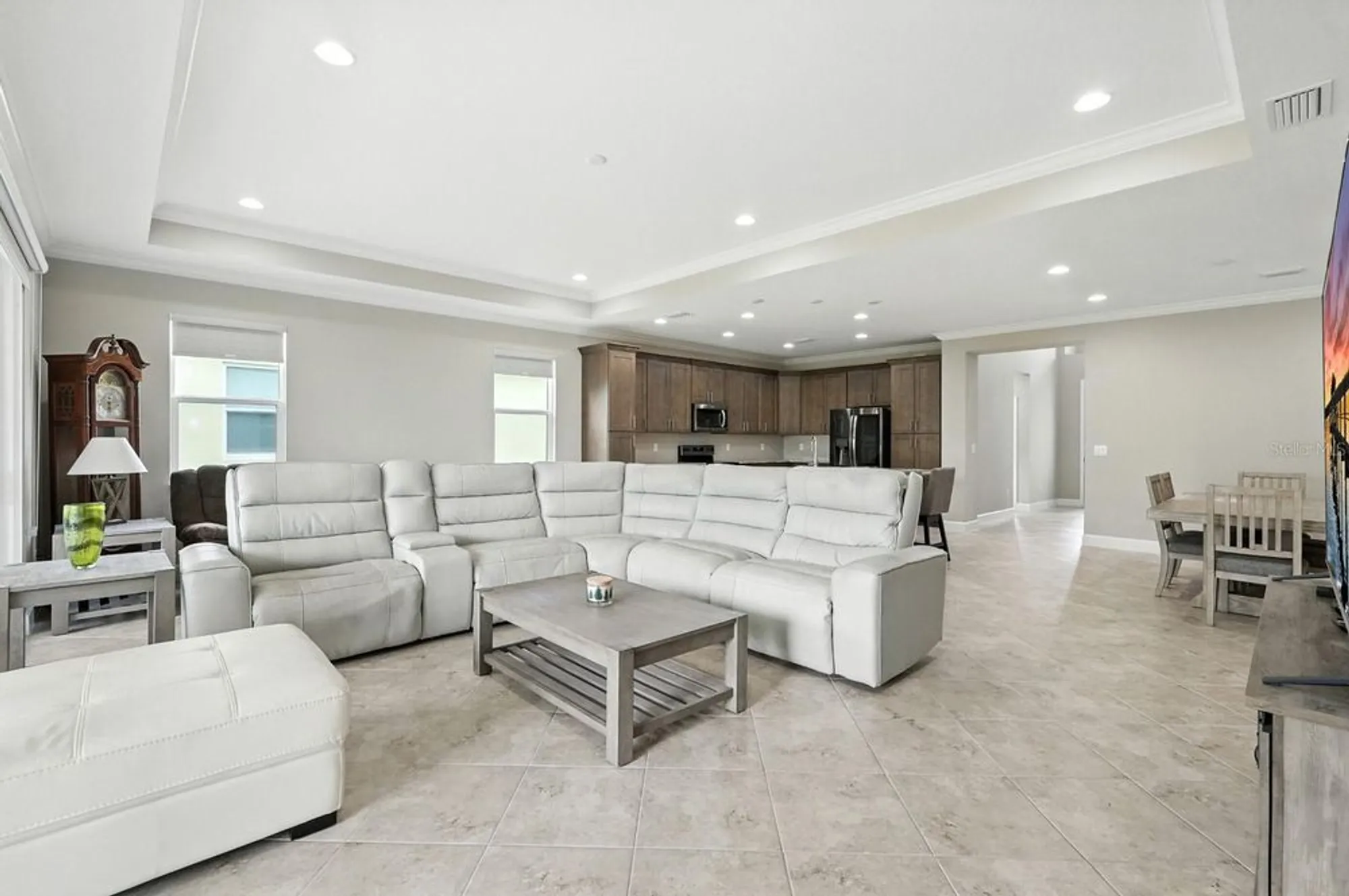 Property Slideshow image 22 of 54 | 553 hang loose way, Daytona Beach, FL, 32124