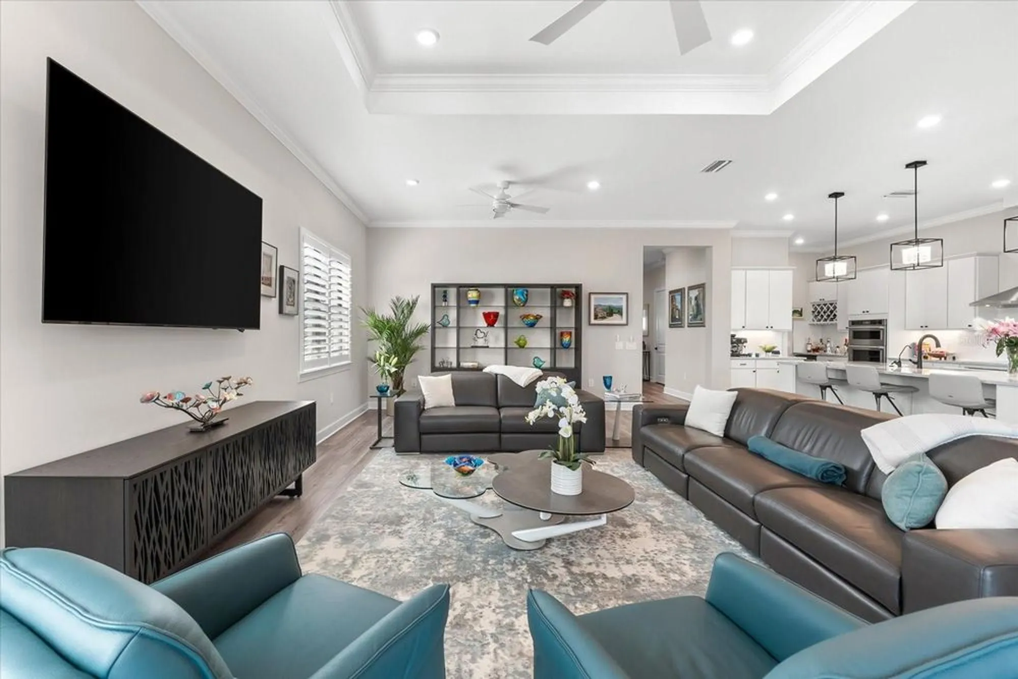 Property Slideshow image 14 of 99 | 17916 northwood pl, Lakewood Ranch, FL, 34202