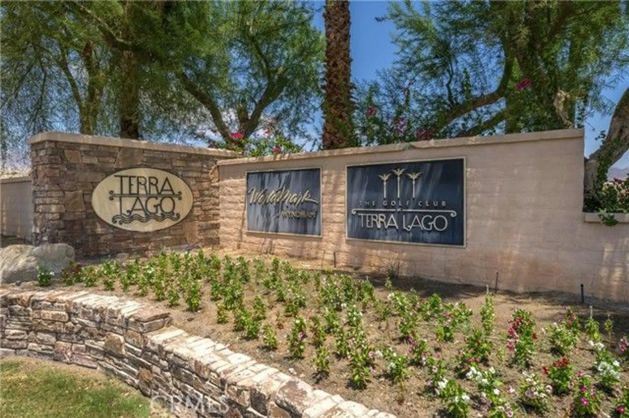 Property Slideshow image 22 of 29 | 84206 canzone dr, Indio, CA, 92203