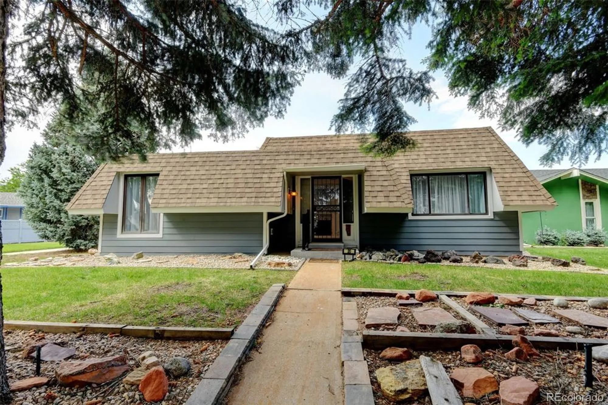 Property Slideshow image 6 of 39 | 20 scott dr, Broomfield, CO, 80020