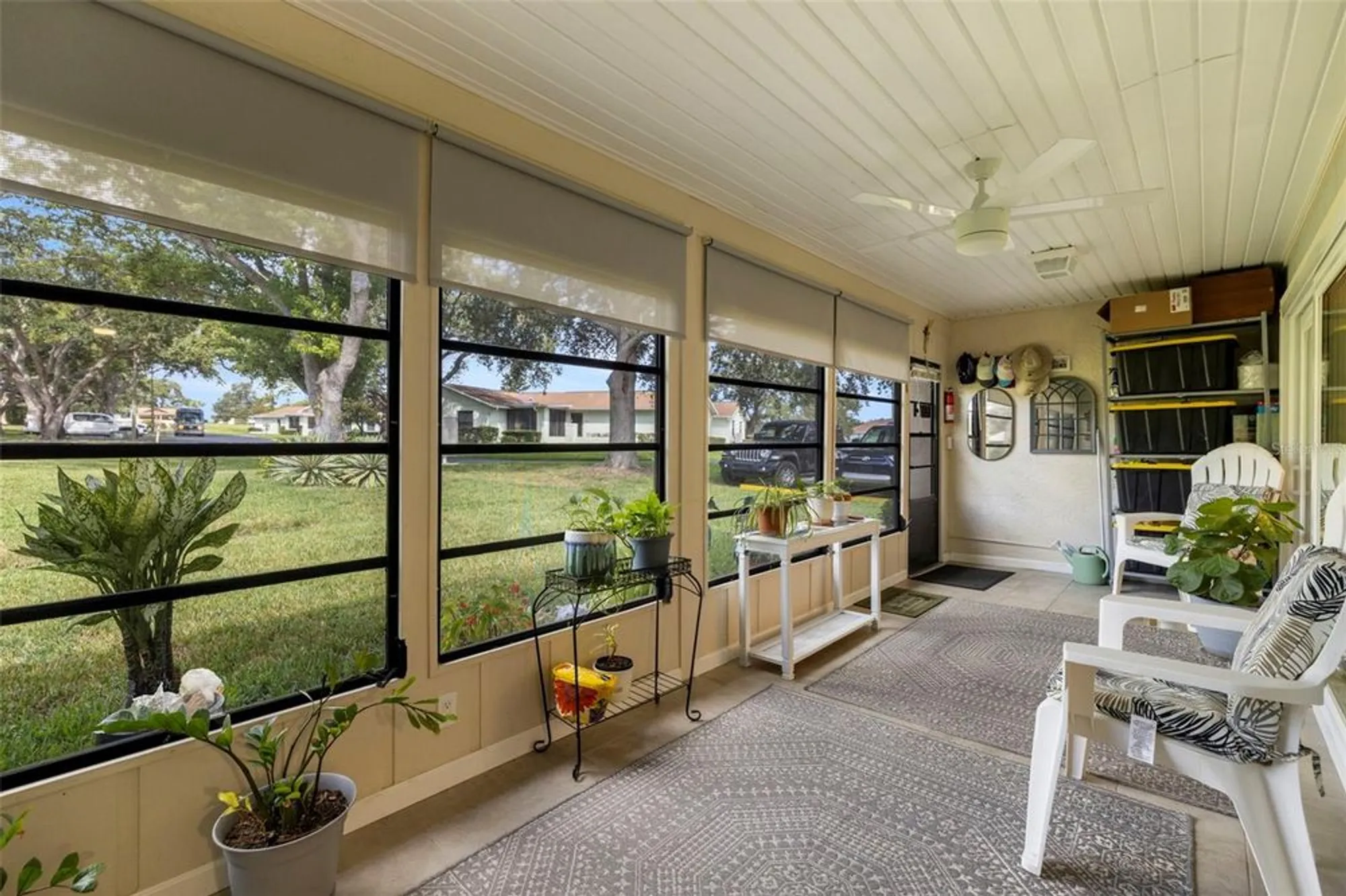 Property Slideshow image 26 of 41 | 8330 high point cir apt 6, Port Richey, FL, 34668