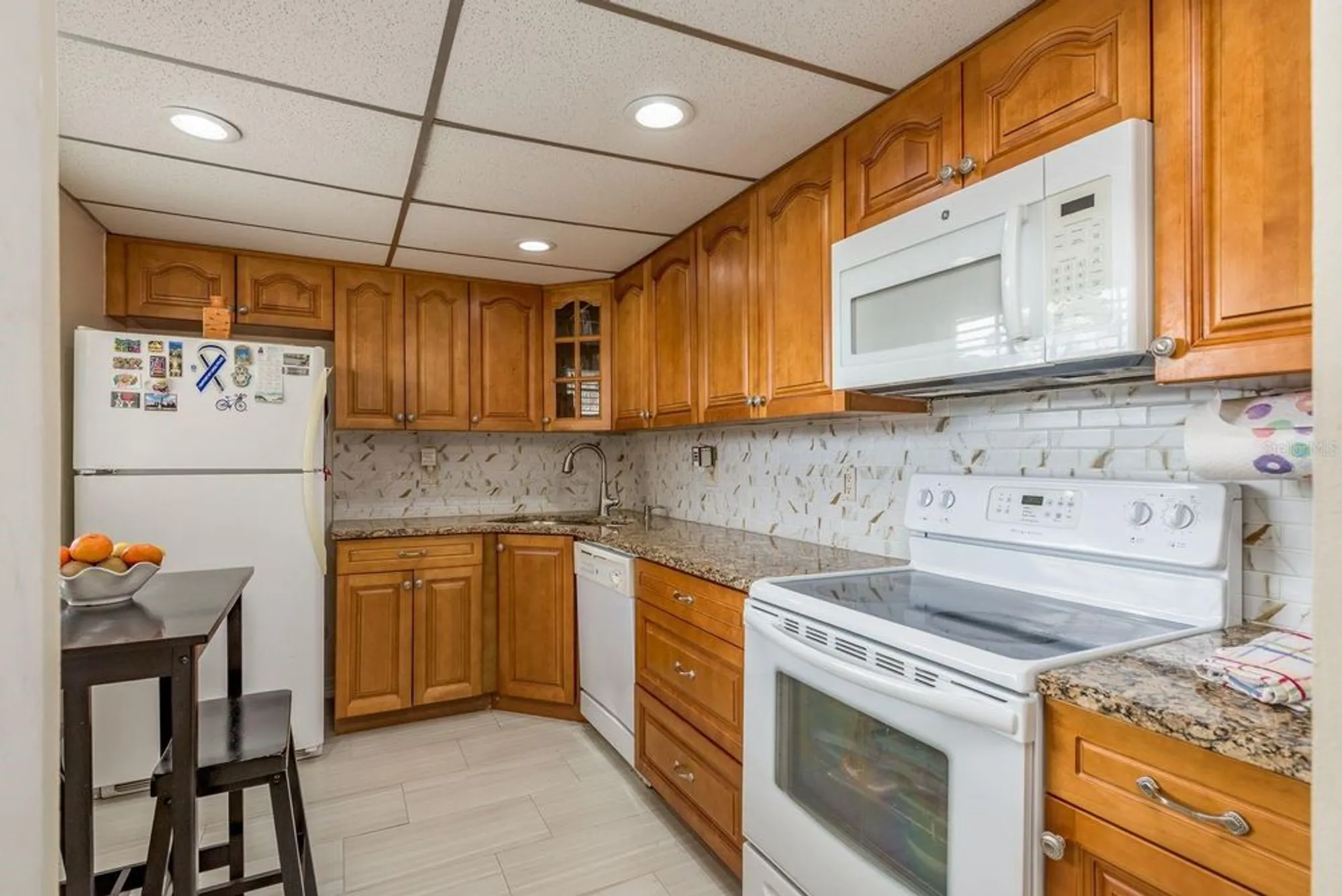 Property Slideshow image 10 of 32 | 19029 us highway 19 n apt 6-7, Clearwater, FL, 33764