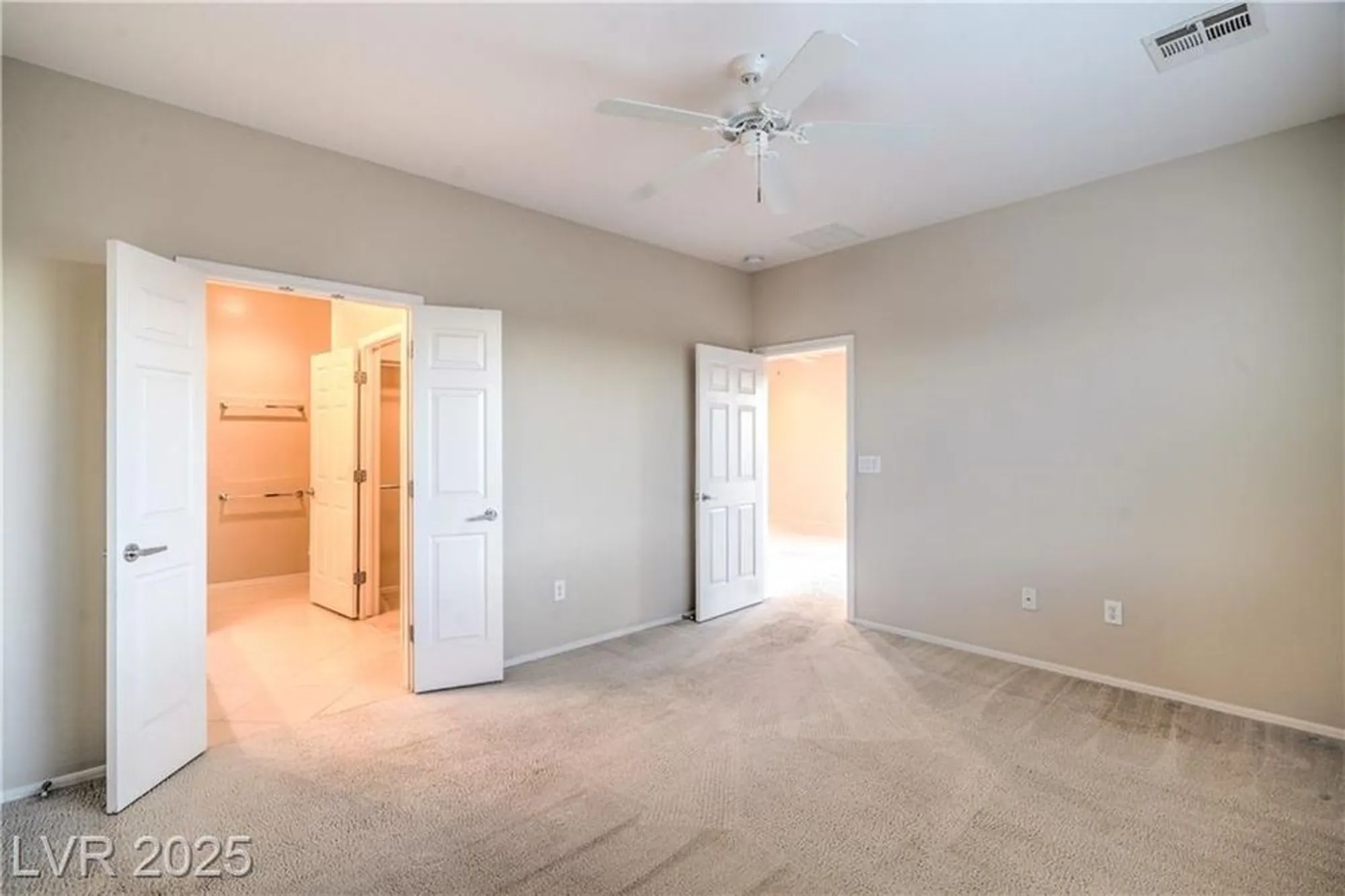 Property Slideshow image 14 of 55 | 2504 ashen light dr, Henderson, NV, 89044