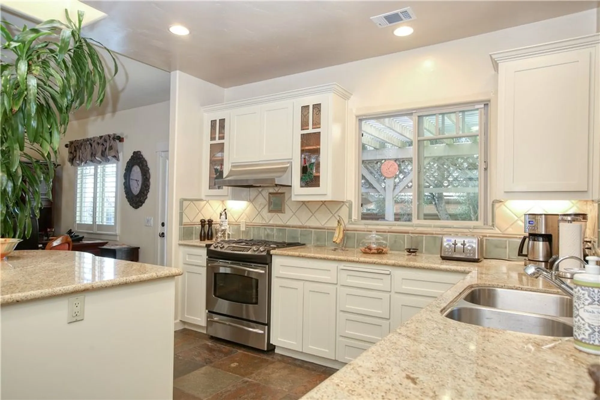Property Slideshow image 16 of 55 | 824 jacana ct, Arroyo Grande, CA, 93420