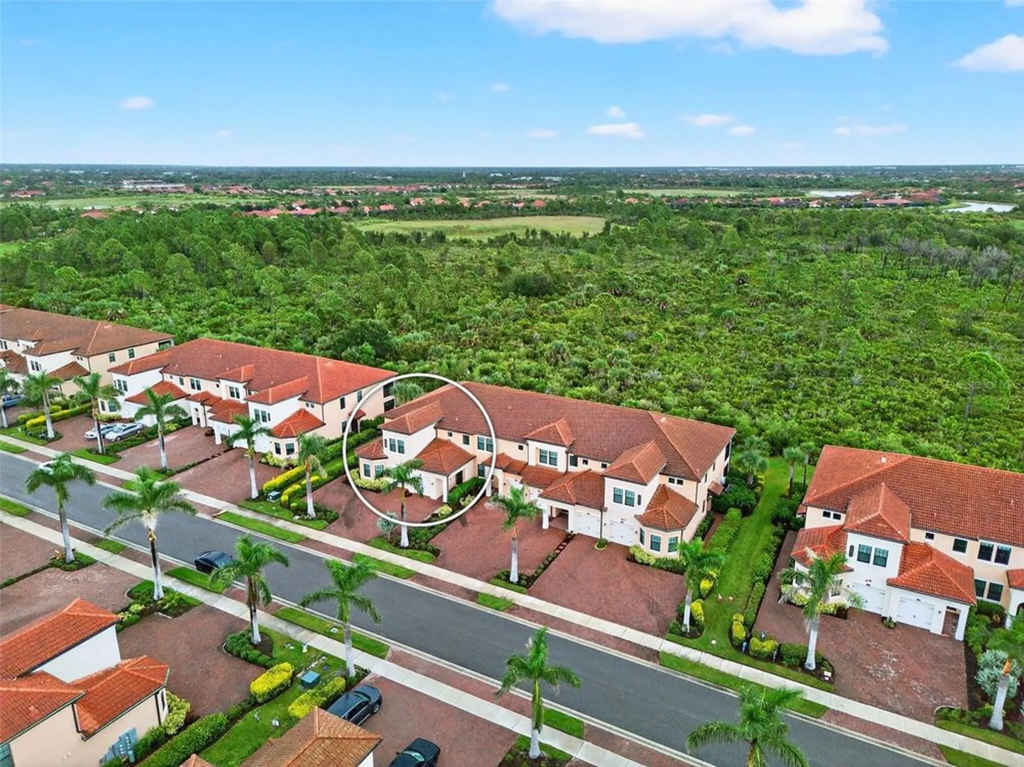 Property Slideshow image 8 of 91 | 10047 crooked creek dr 201, Venice, FL, 34293