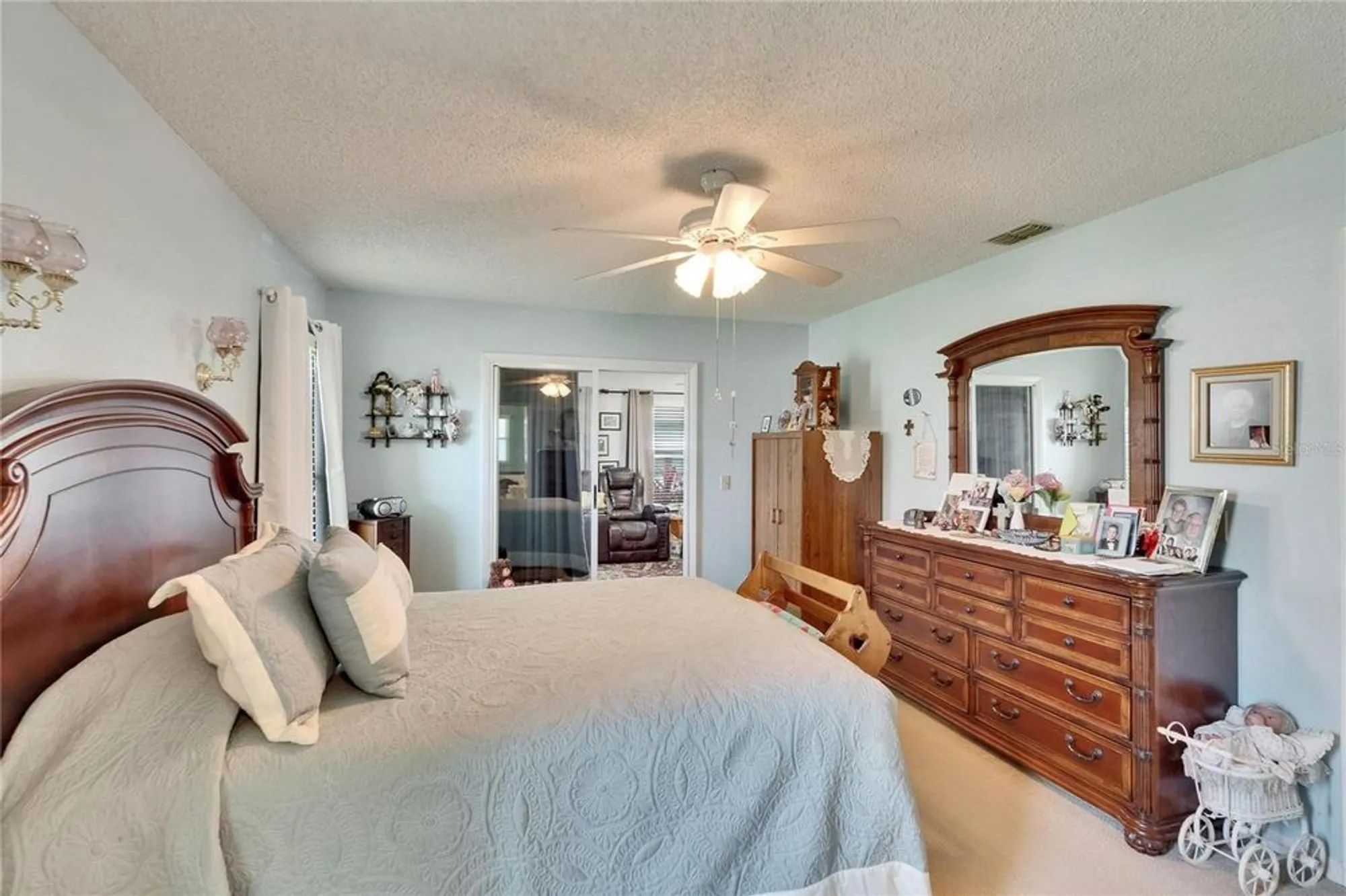 Property Slideshow image 28 of 94 | 3154 prairie dunes cir, Lakeland, FL, 33810