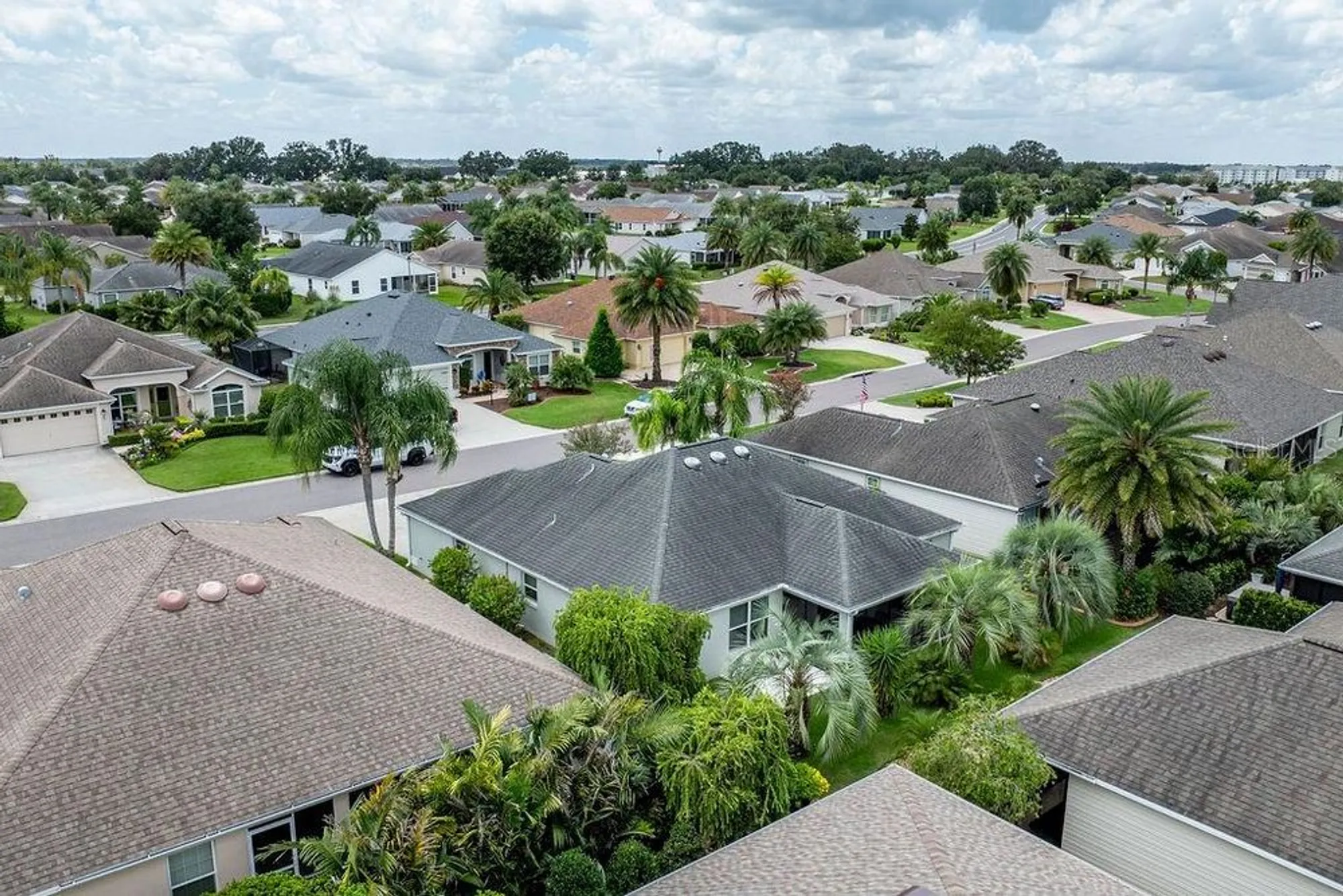 Property Slideshow image 36 of 39 | 2316 newburn ln, The Villages, FL, 32162