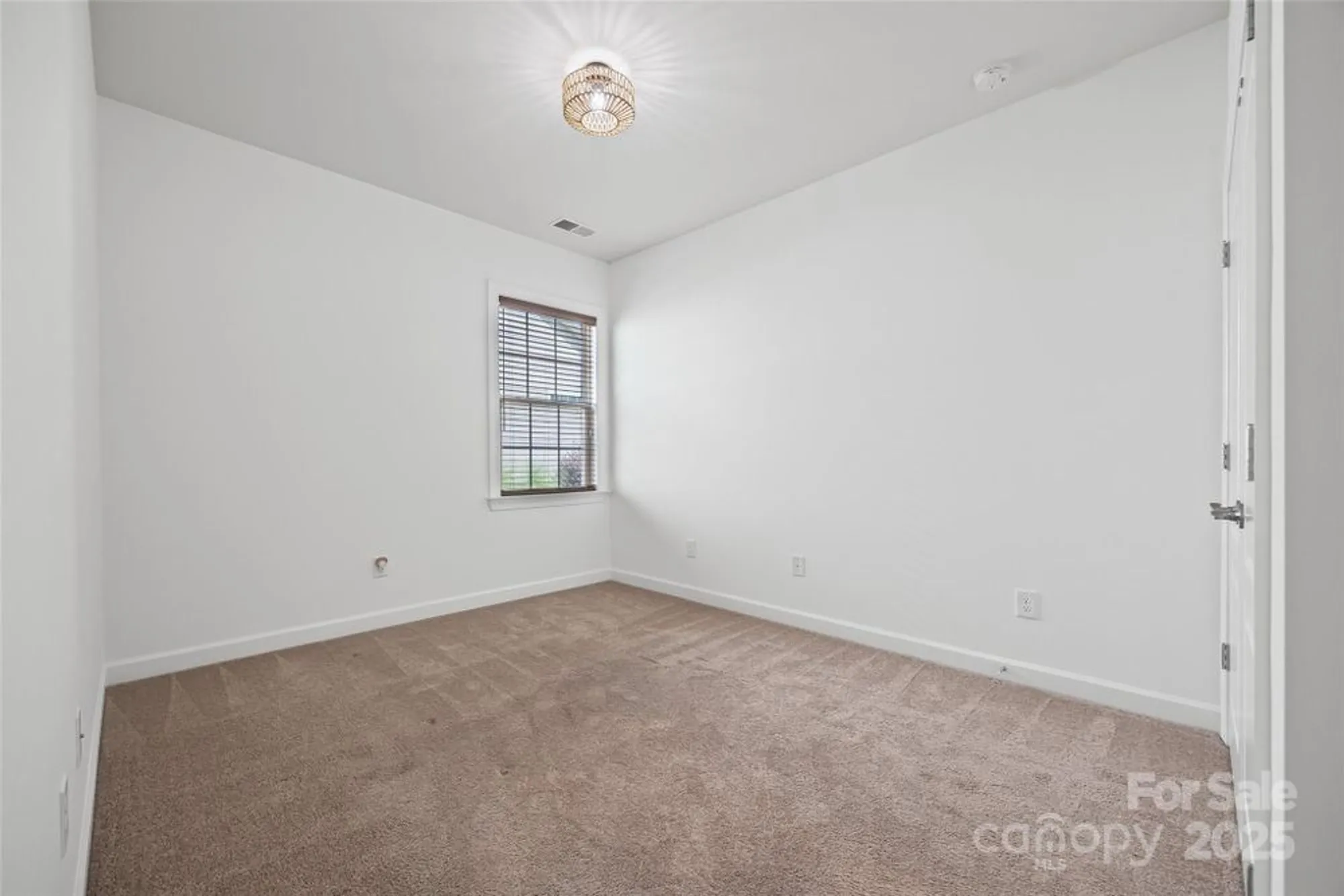 Property Slideshow image 22 of 43 | 3158 arches bluff cir, Lancaster, SC, 29720