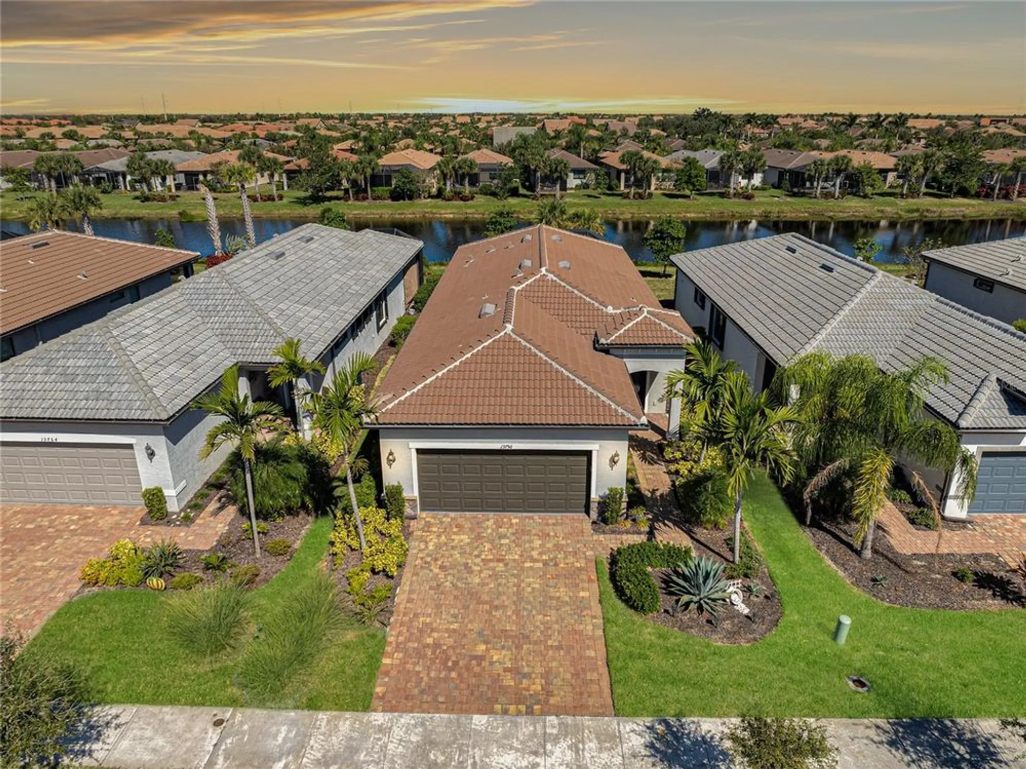 Property Slideshow image 1 of 66 | 13756 vadini st, Venice, FL, 34293