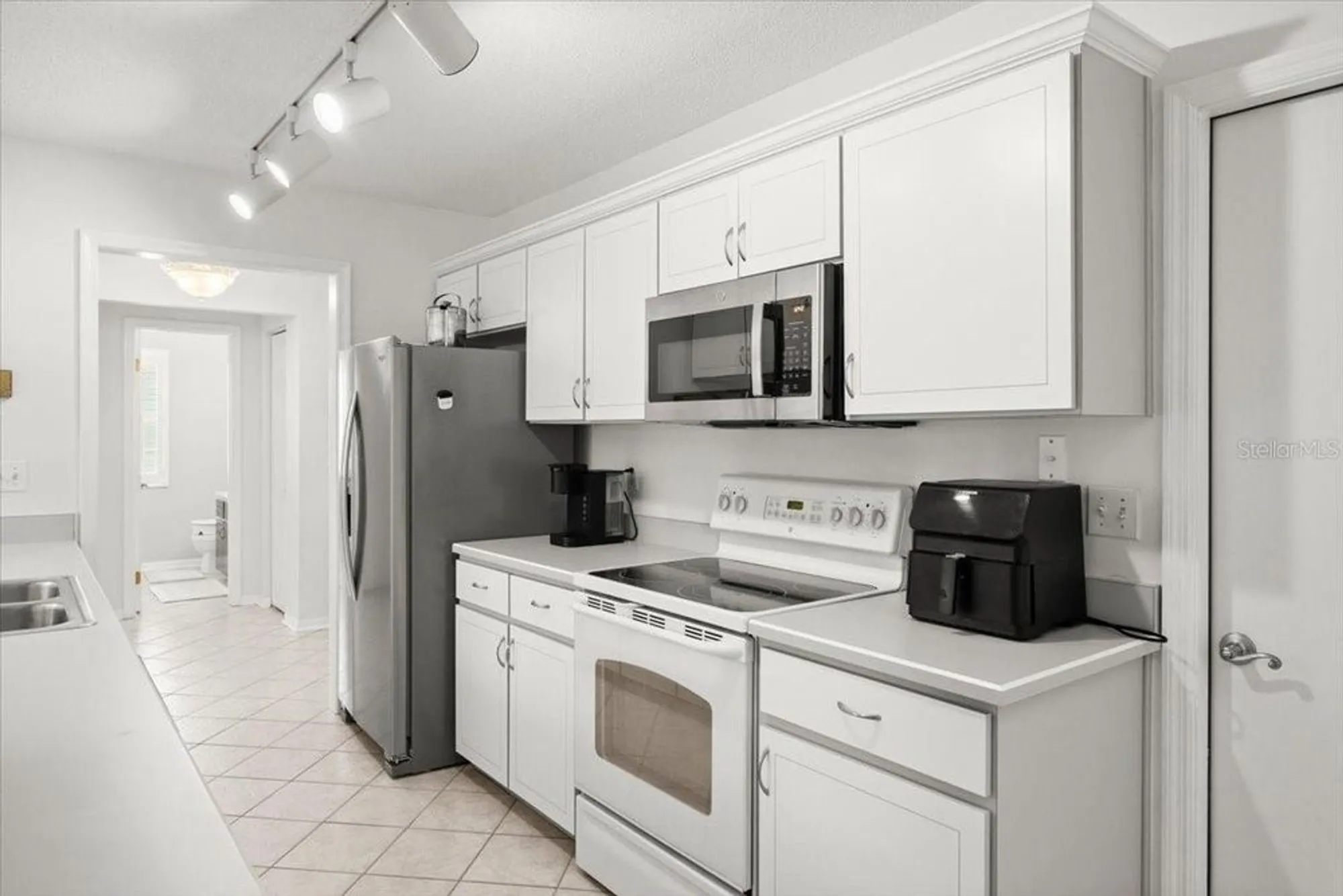 Property Slideshow image 7 of 63 | 124 kingbird cir 2040, Daytona Beach, FL, 32119