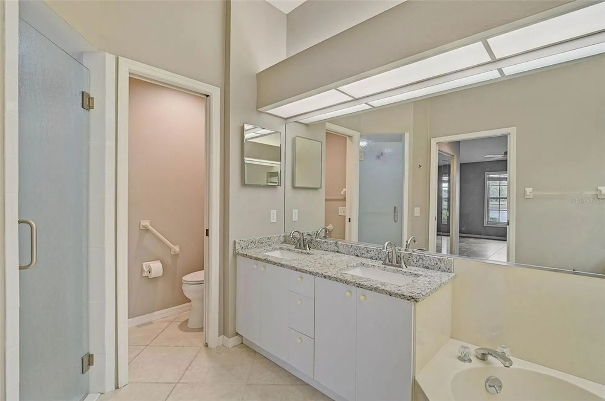 Property Slideshow image 25 of 50 | 7146 lakeside dr, Sarasota, FL, 34243