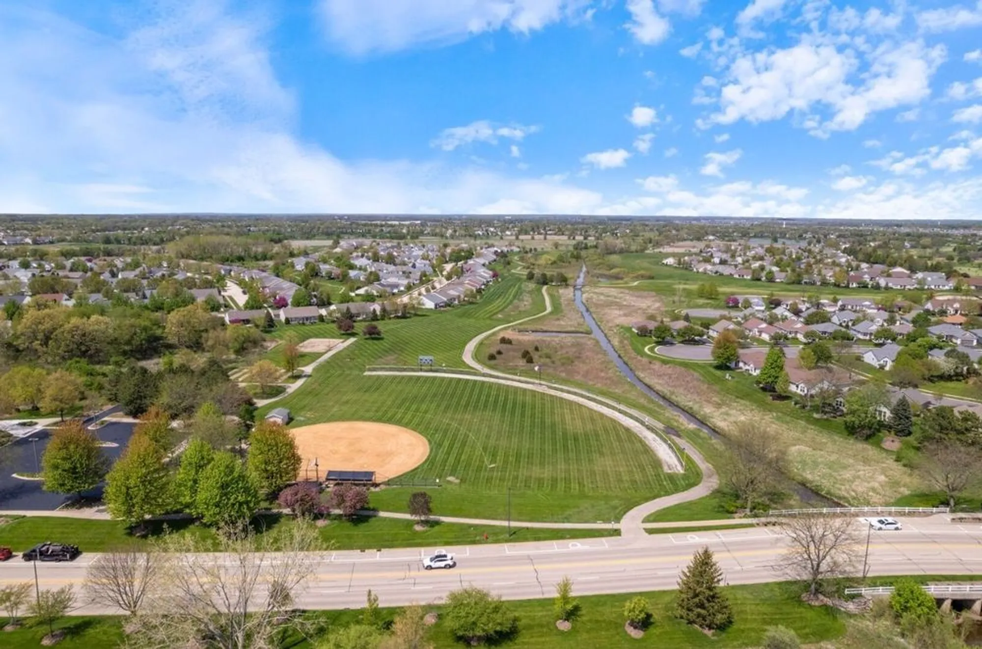 Property Slideshow image 26 of 33 | 12963 penefield ln, Huntley, IL, 60142