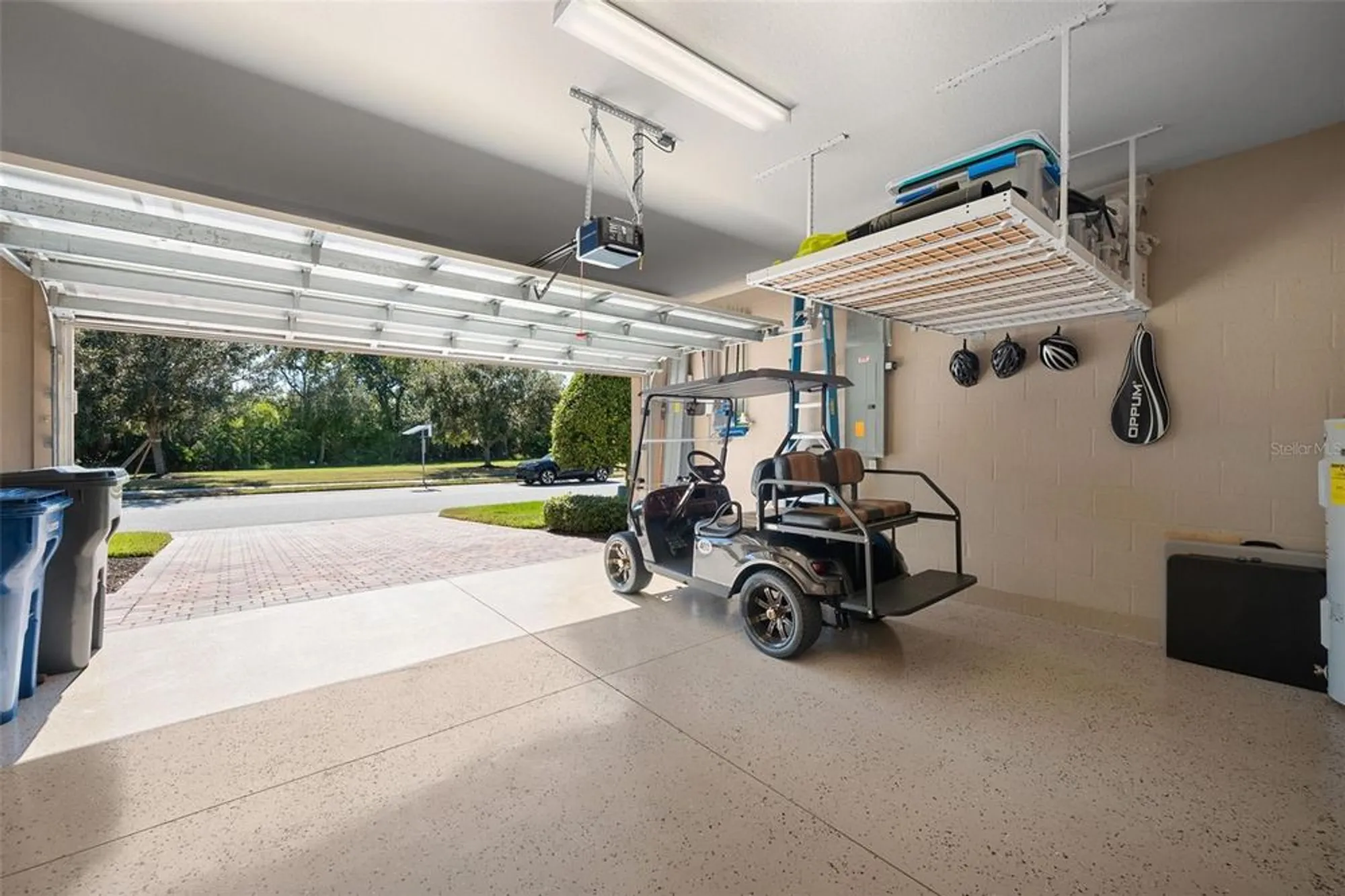 Property Slideshow image 36 of 54 | 7027 quiet creek dr, Bradenton, FL, 34212