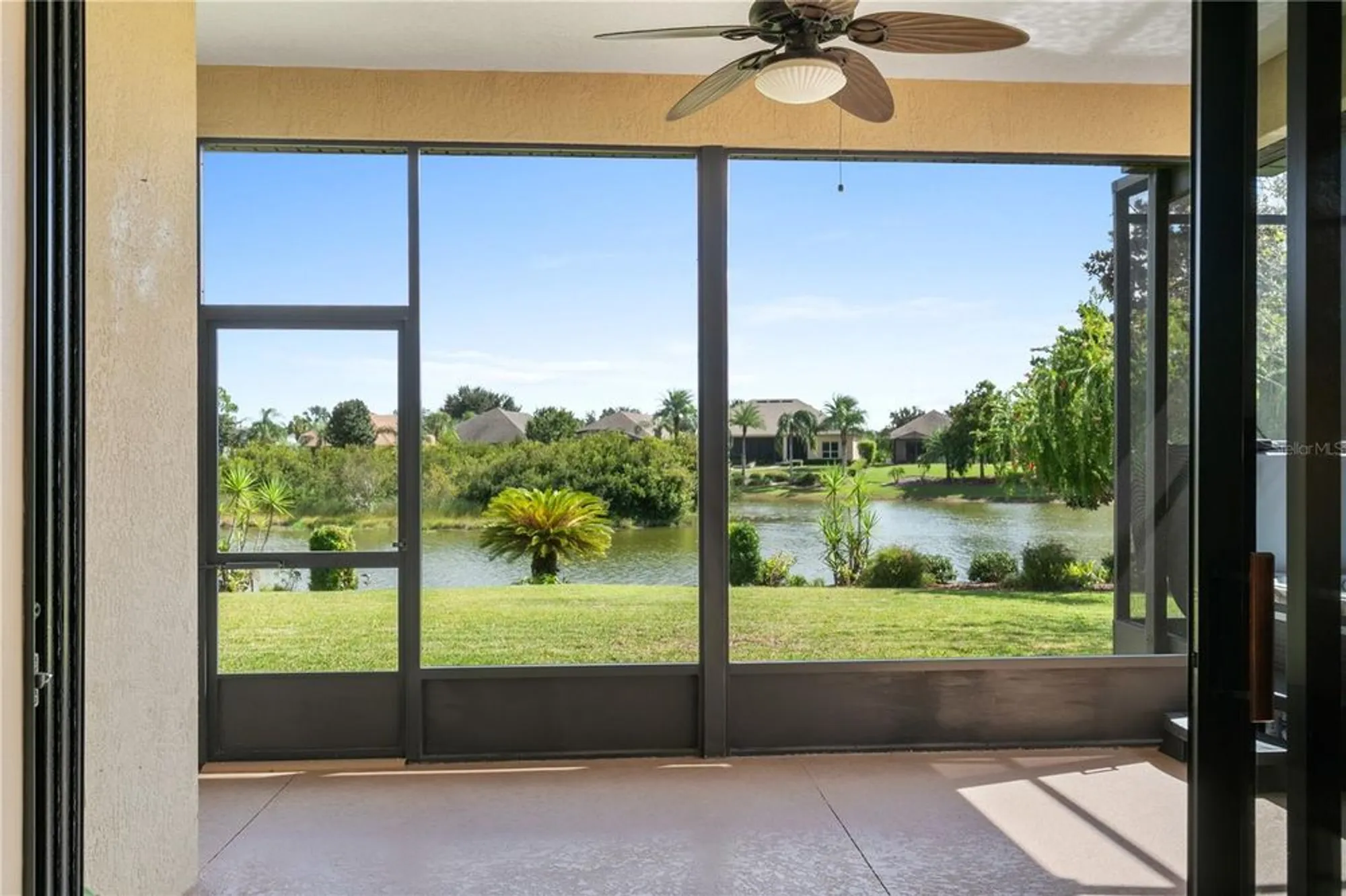 Property Slideshow image 16 of 50 | 8860 bridgeport bay cir, Mount Dora, FL, 32757