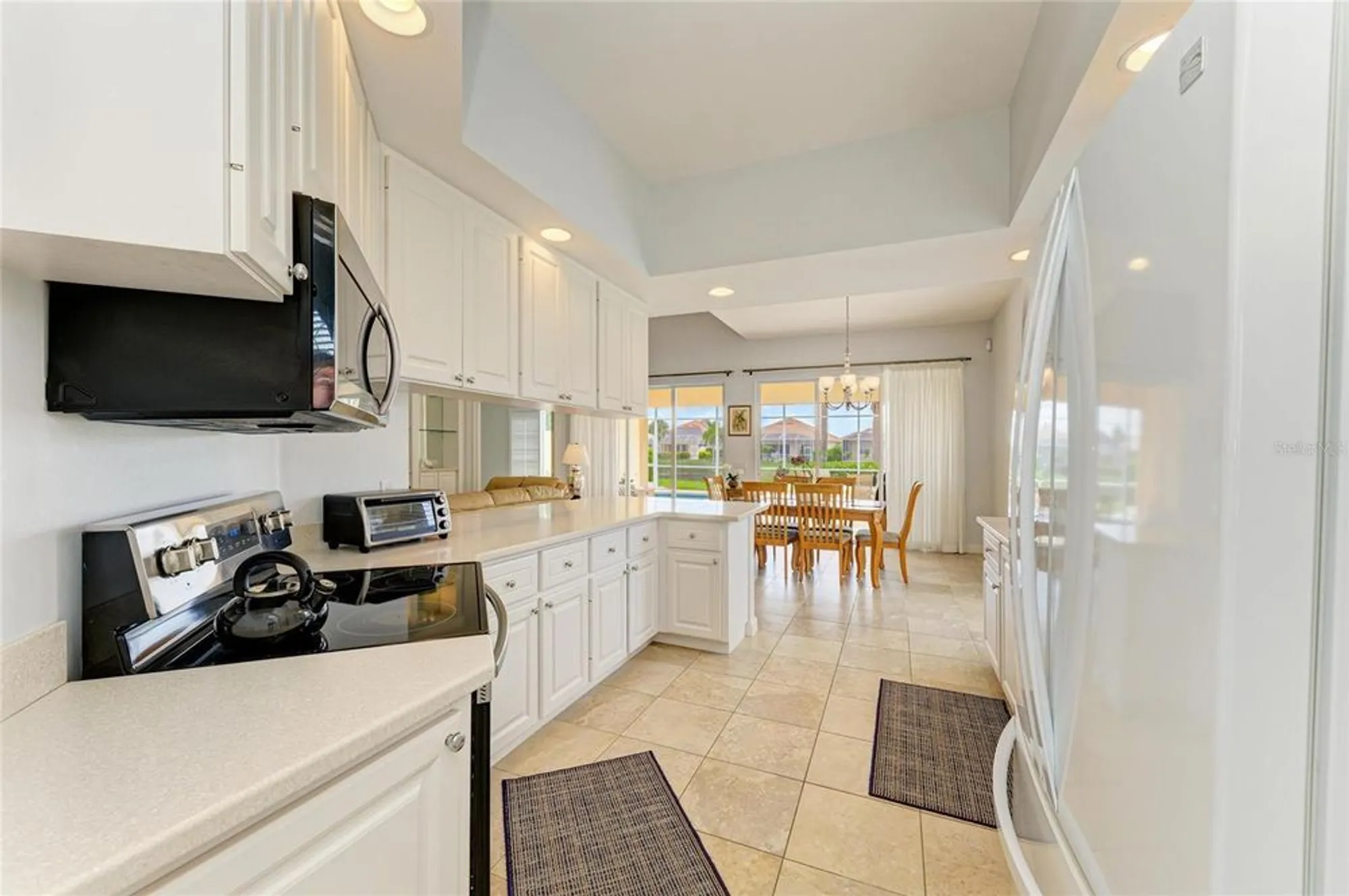 Property Slideshow image 18 of 65 | 5827 benevento dr, Sarasota, FL, 34238