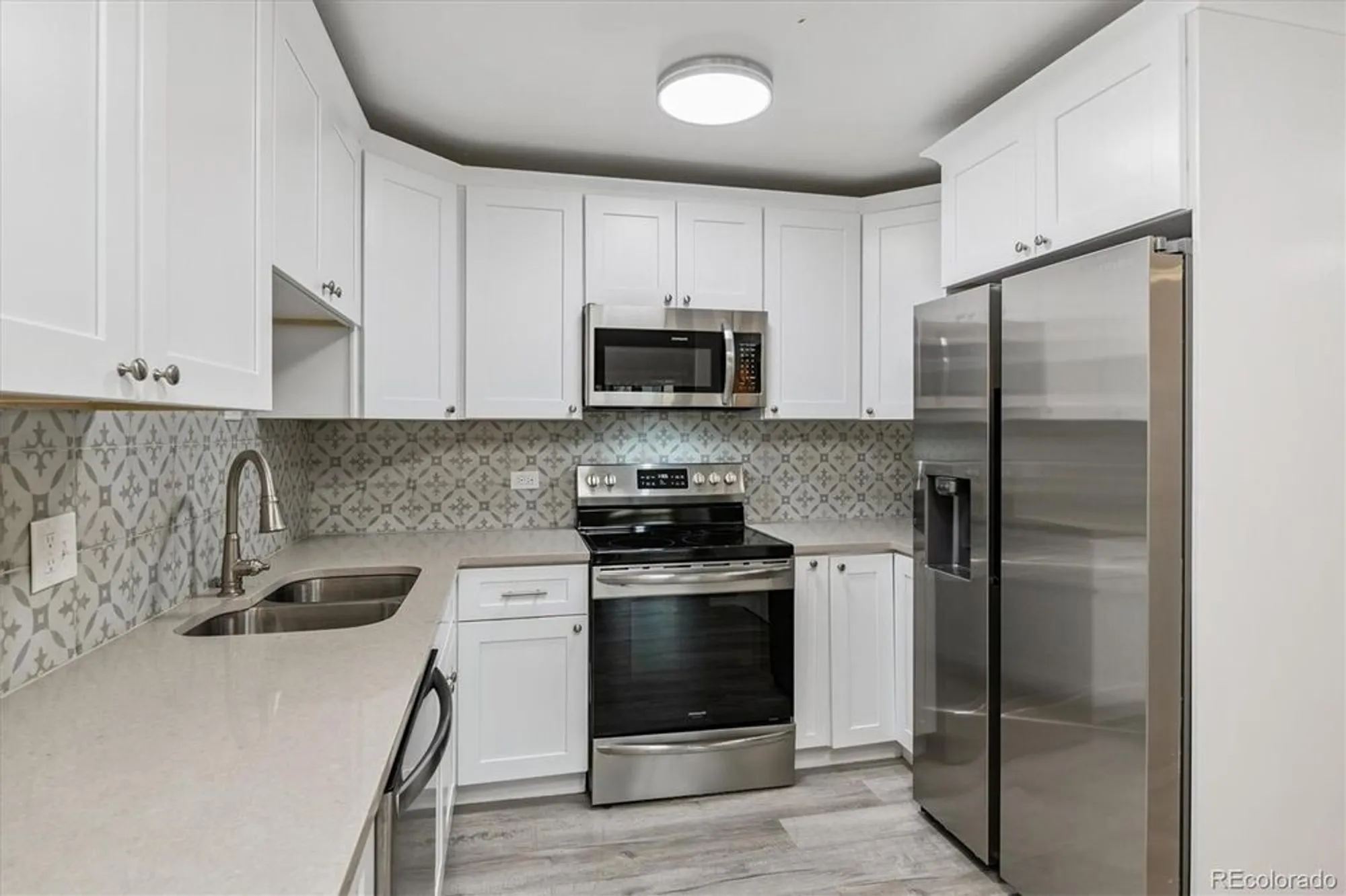 Property Slideshow image 3 of 21 | 695 s alton way 1c, Denver, CO, 80247
