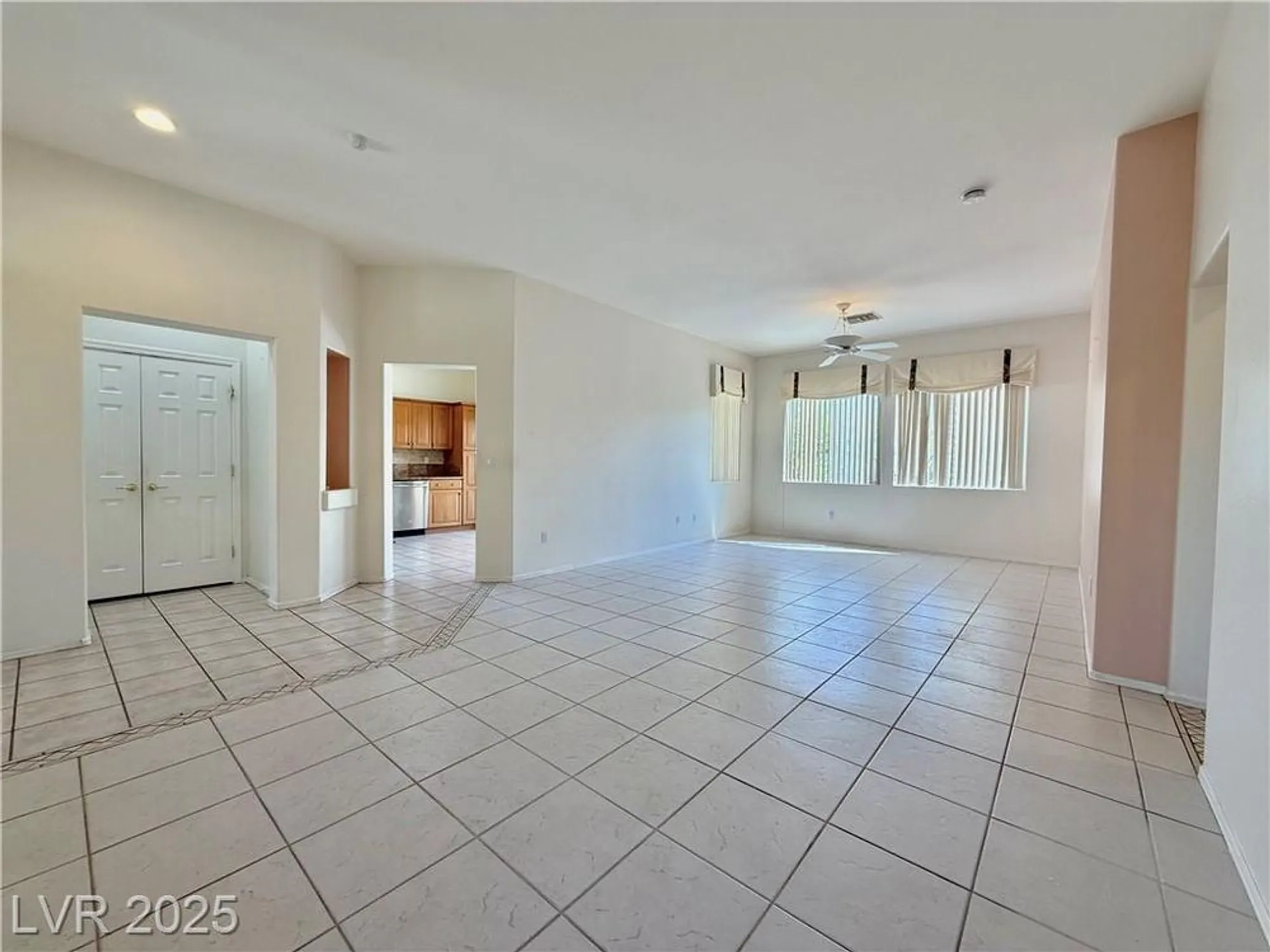 Property Slideshow image 12 of 47 | 10309 cogswell ave, Las Vegas, NV, 89134