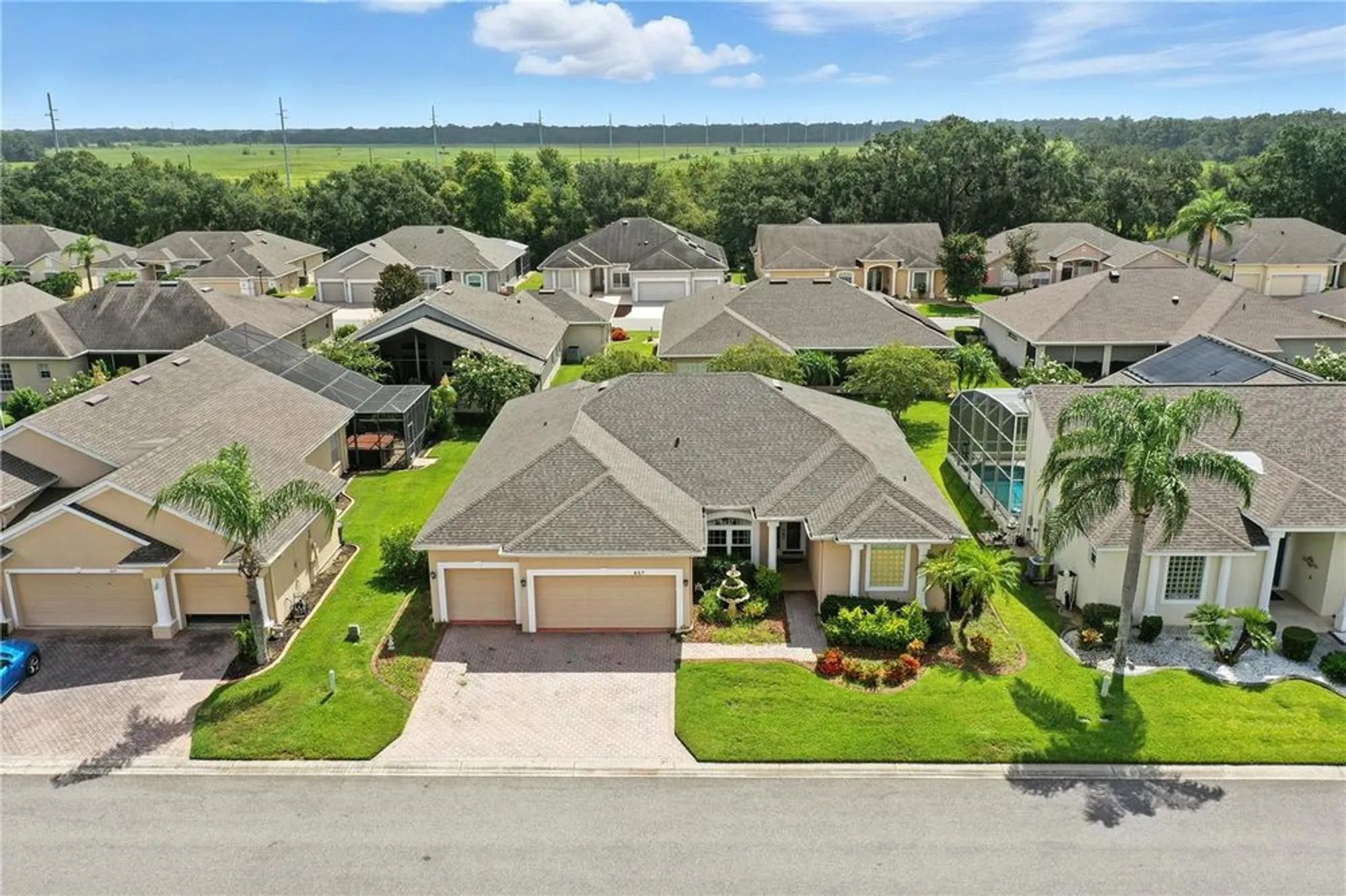 Property Slideshow image 38 of 57 | 457 golf vista cir, Davenport, FL, 33837