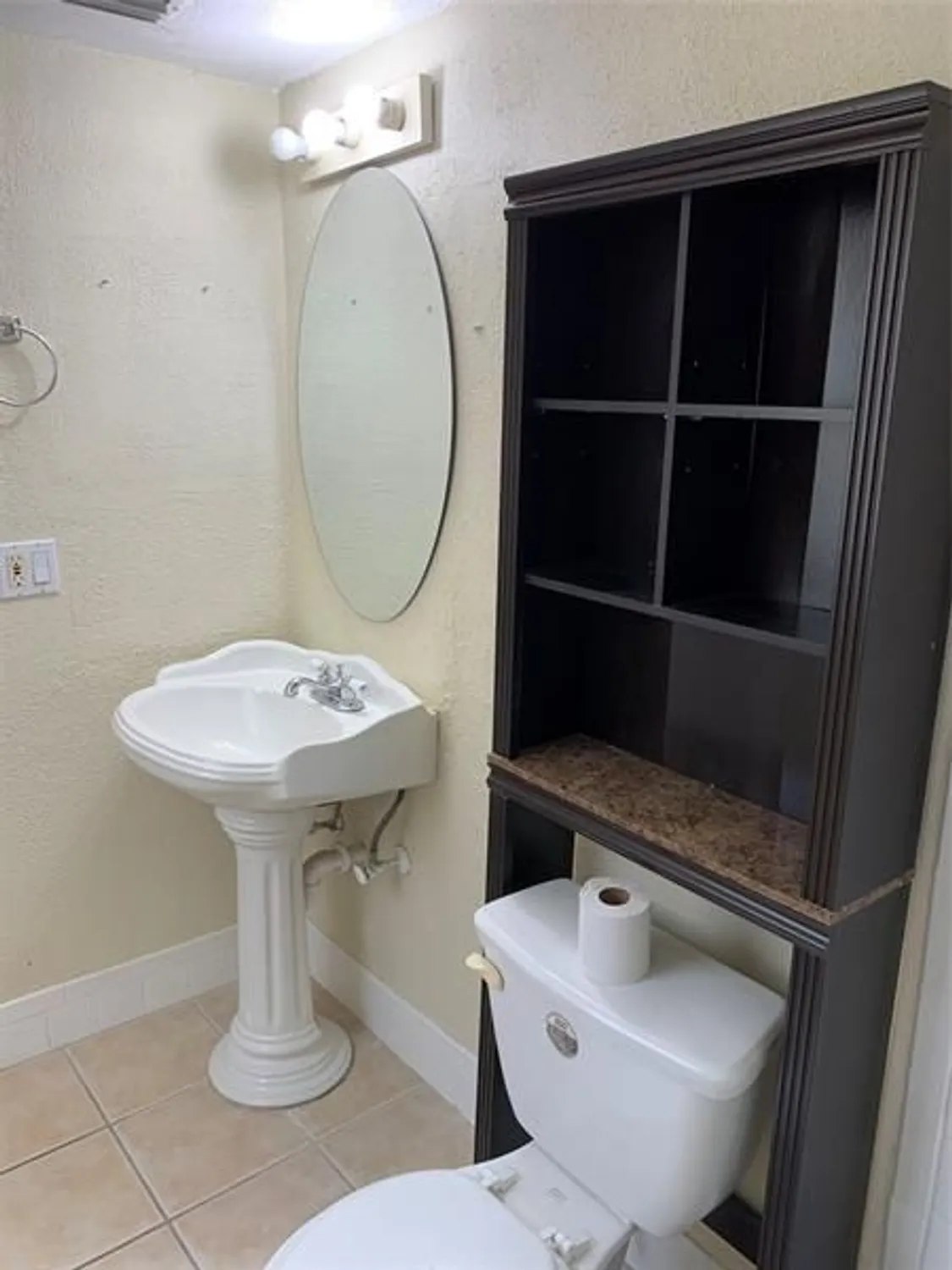 Property Slideshow image 21 of 50 | 7805 w atlantic blvd apt 101, Margate, FL, 33063