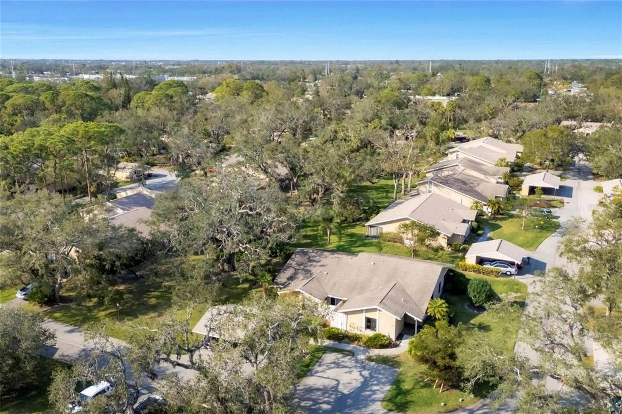 Property Slideshow image 9 of 51 | 3443 tallywood cir 7061, Sarasota, FL, 34237