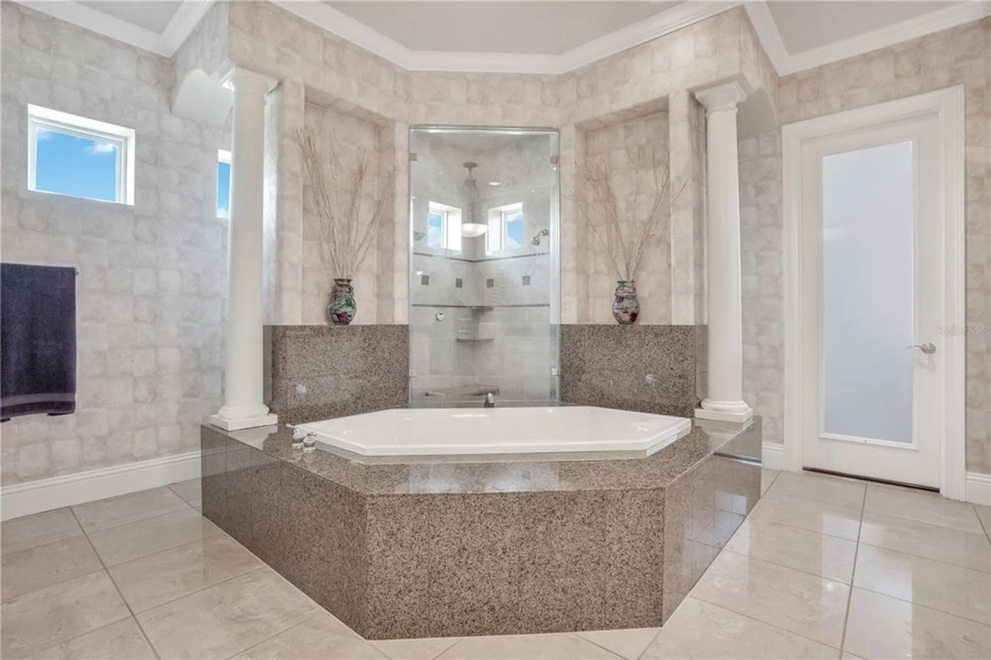 Property Slideshow image 28 of 71 | 1117 oxbridge ln, Ormond Beach, FL, 32174