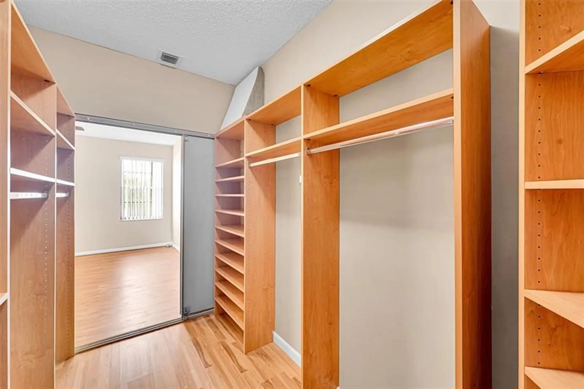 Property Slideshow image 22 of 33 | 8347 sunmeadow ln # 8347, Boca Raton, FL, 33496