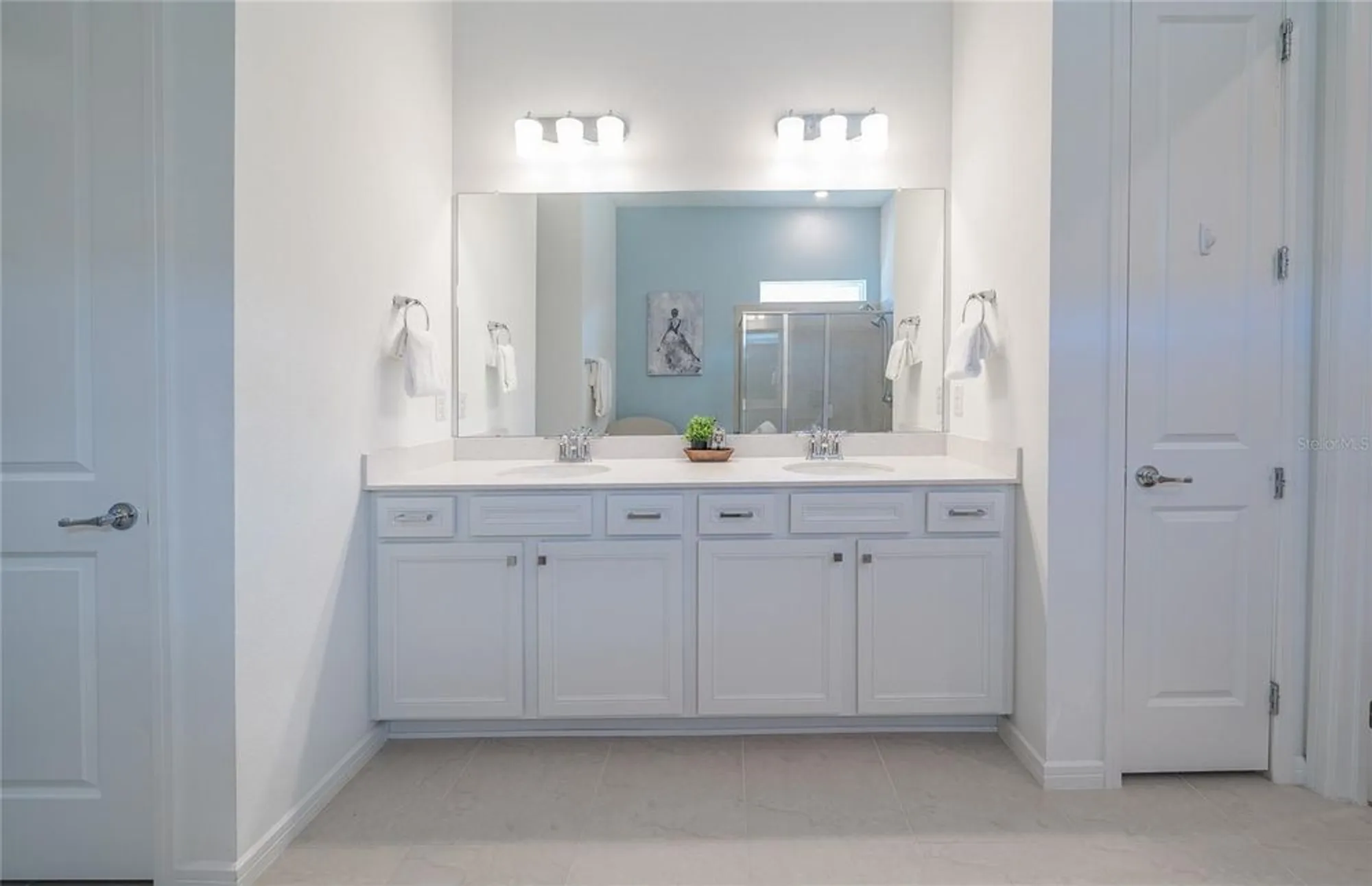 Property Slideshow image 10 of 68 | 18629 coastal shore ter, Land O Lakes, FL, 34638