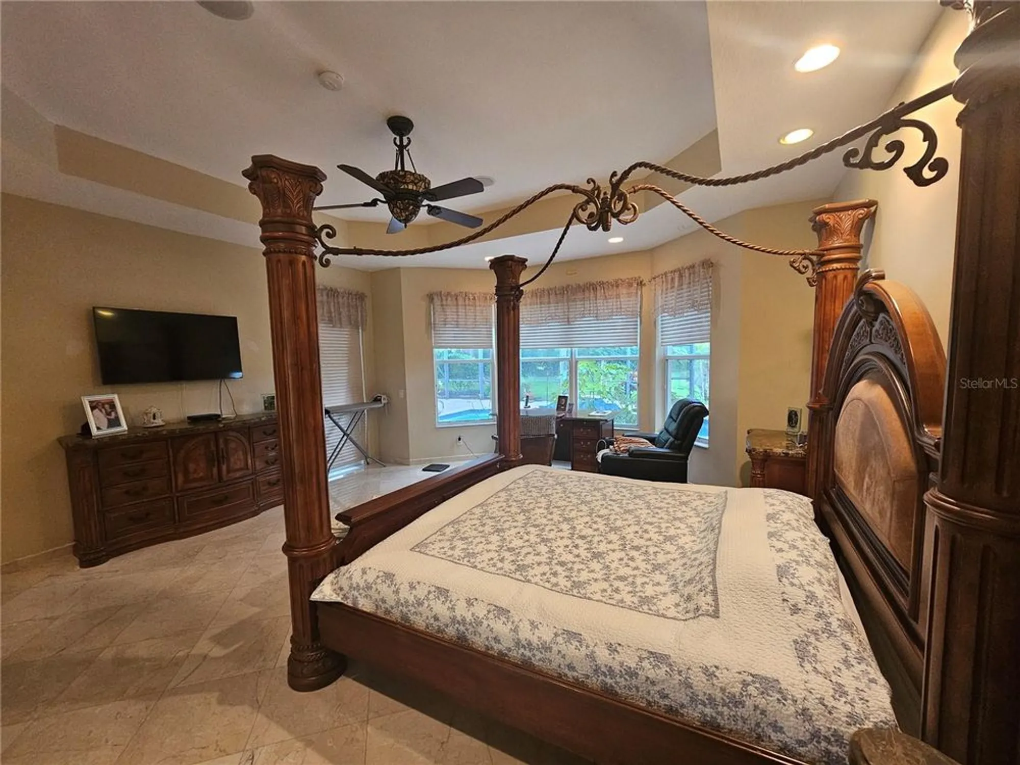 Property Slideshow image 48 of 75 | 6900 molakai cir, Boynton Beach, FL, 33437
