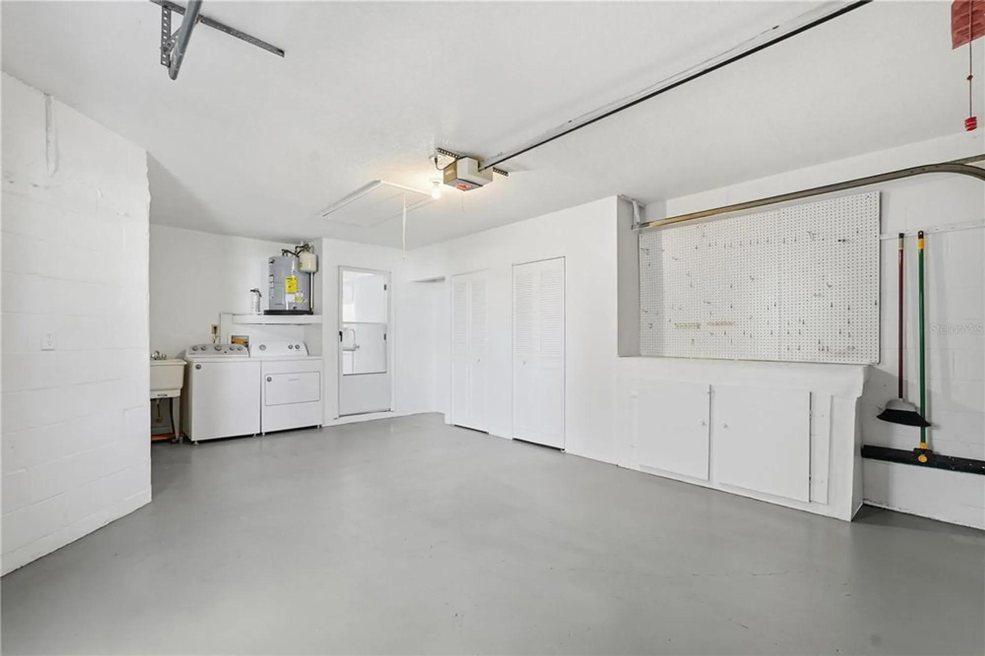 Property Slideshow image 23 of 31 | 3499 cedar ln, Palm Harbor, FL, 34684