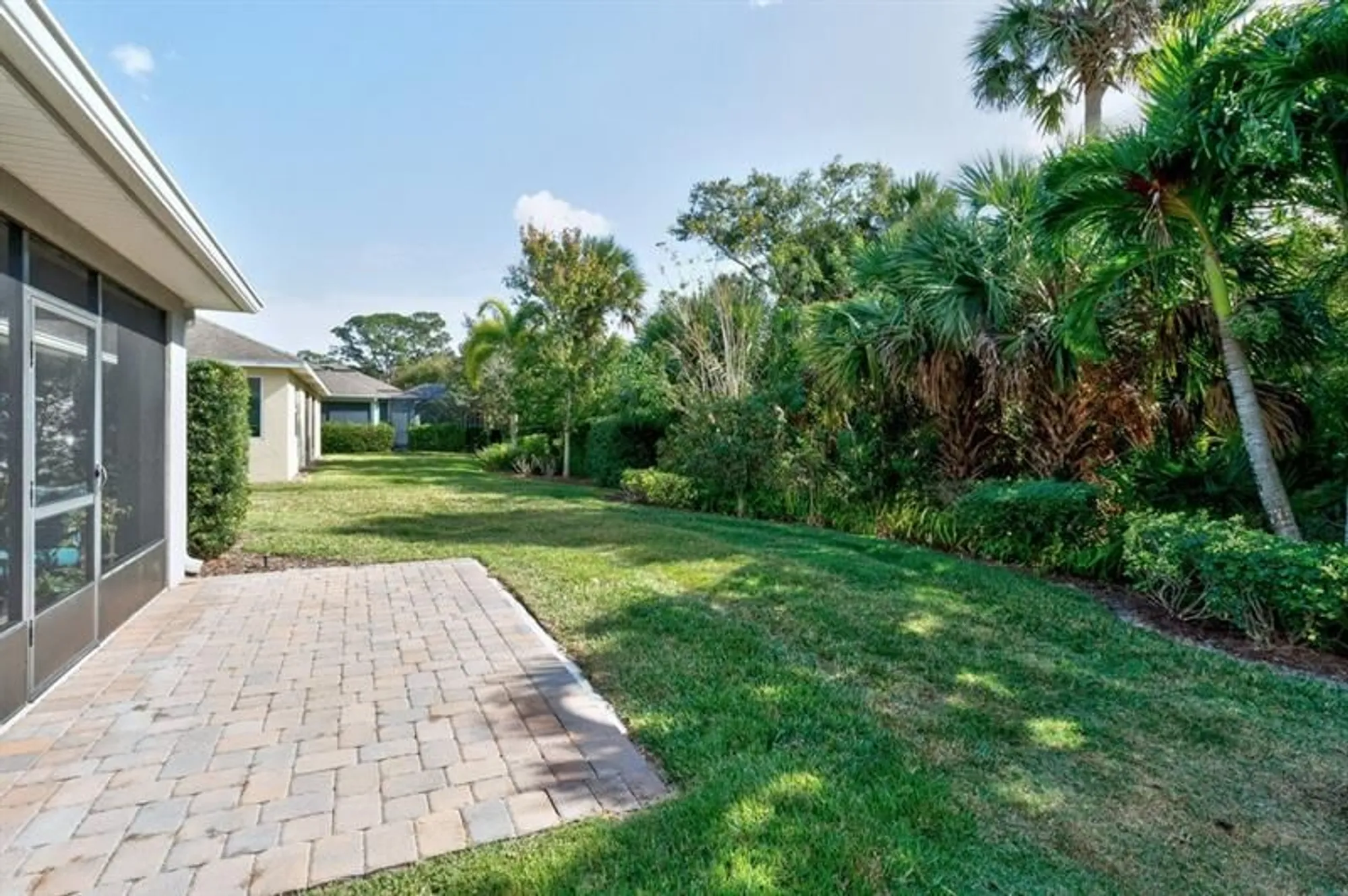 Property Slideshow image 32 of 47 | 5949 buttonwood sq, Vero Beach, FL, 32966