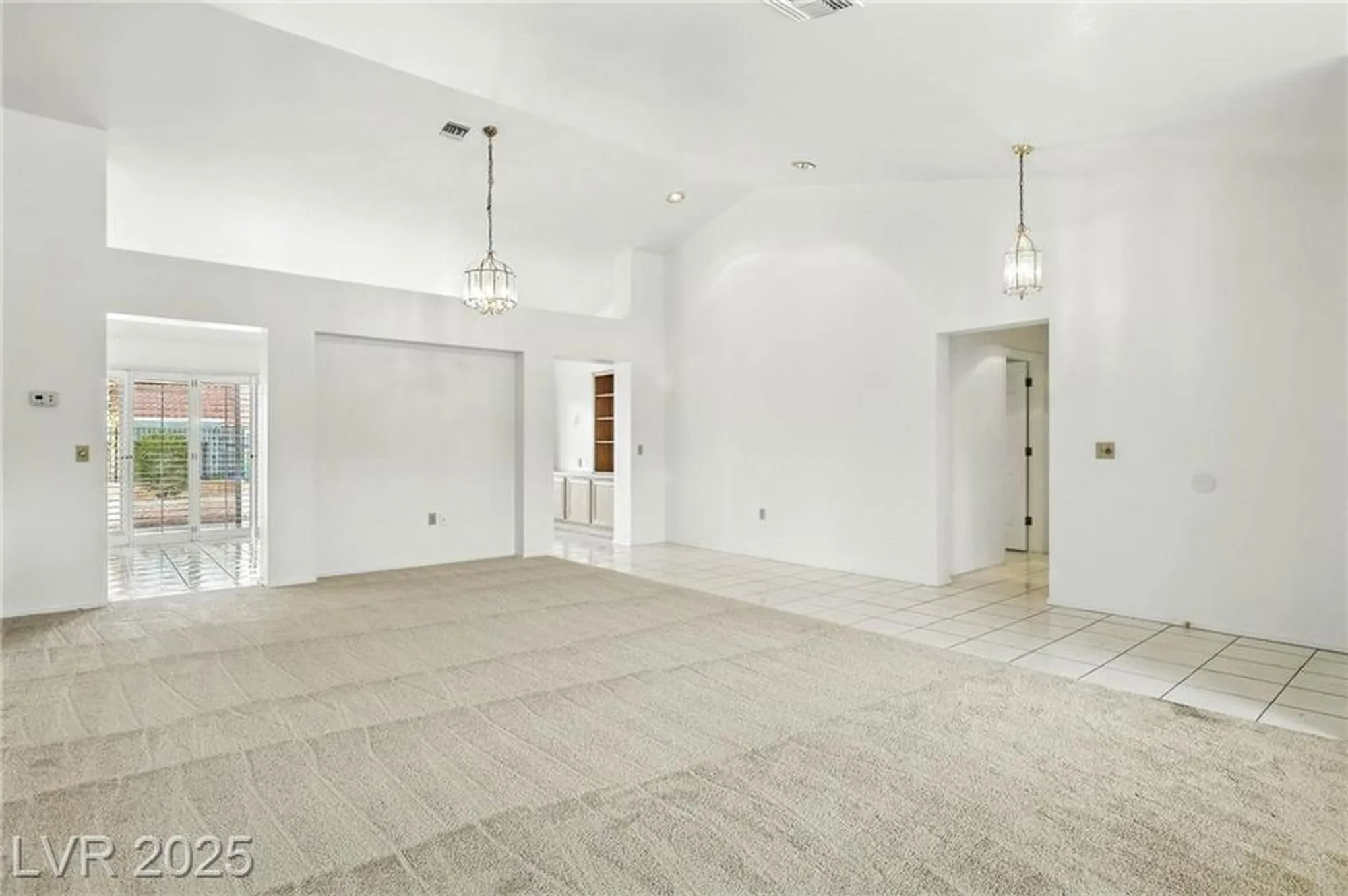 Property Slideshow image 6 of 35 | 8500 linderwood dr, Las Vegas, NV, 89134