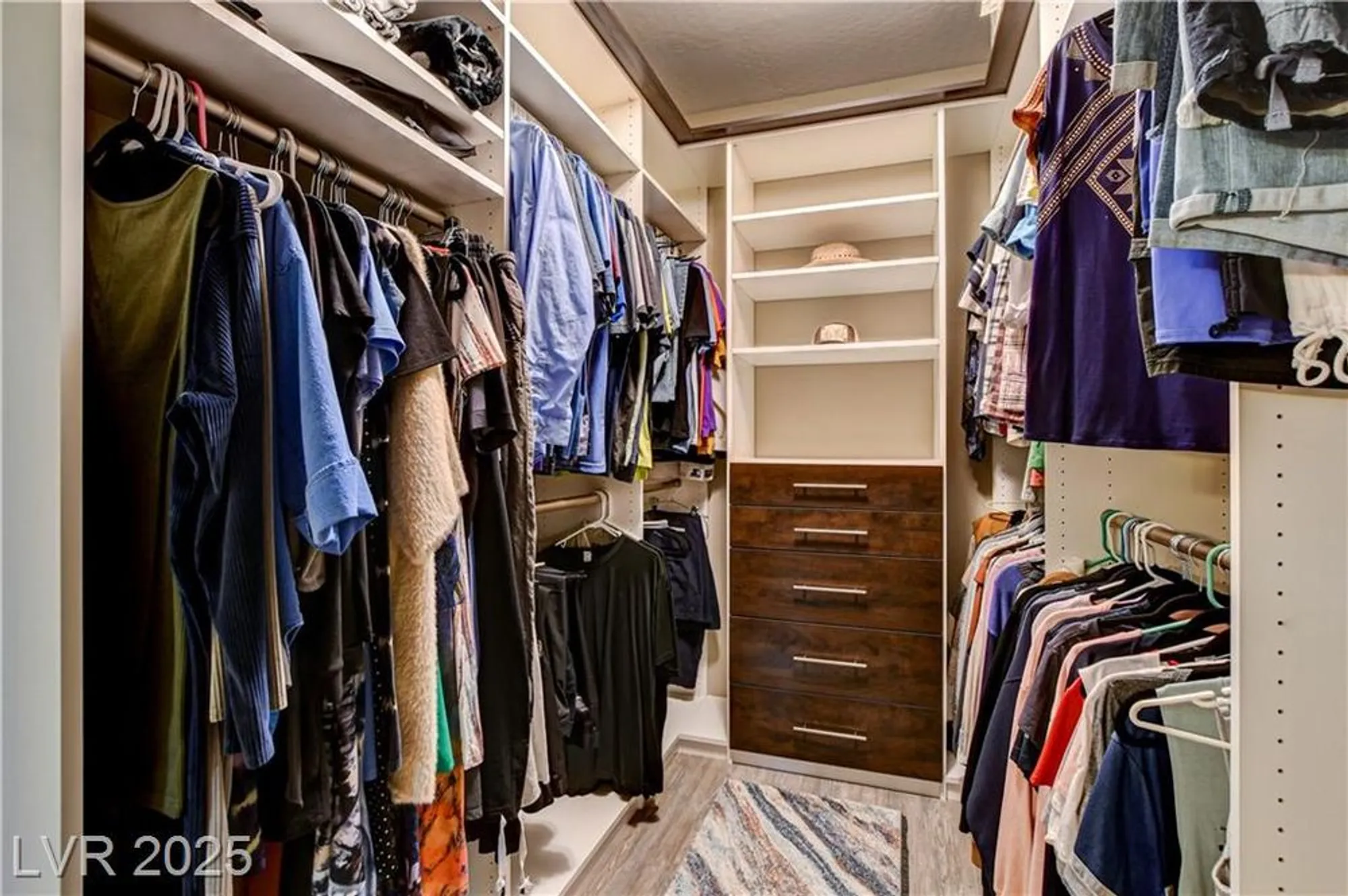 Property Slideshow image 35 of 63 | 3712 corte bella hills ave, North Las Vegas, NV, 89081