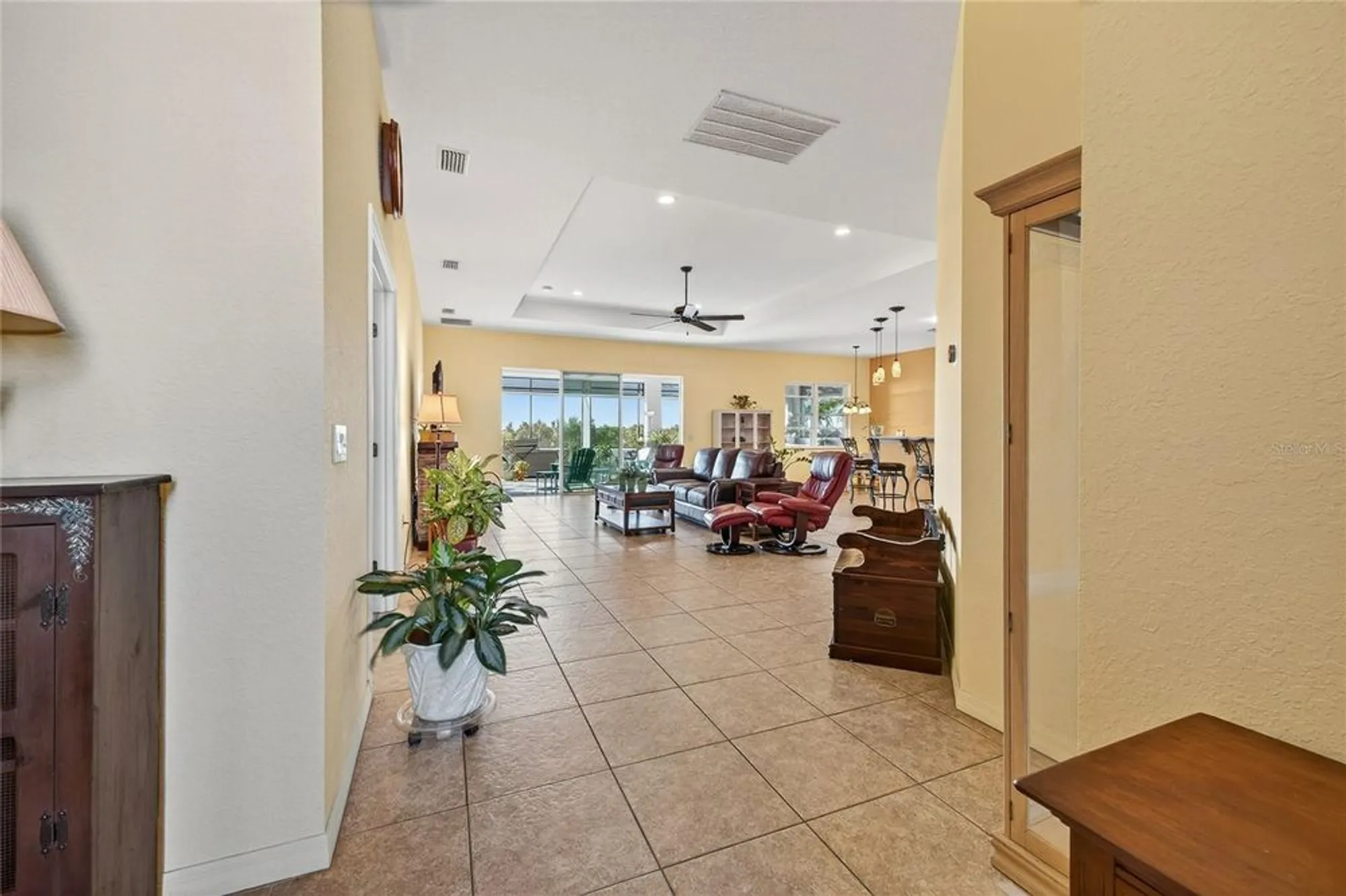 Property Slideshow image 10 of 48 | 5461 hogan ln, Winter Haven, FL, 33884