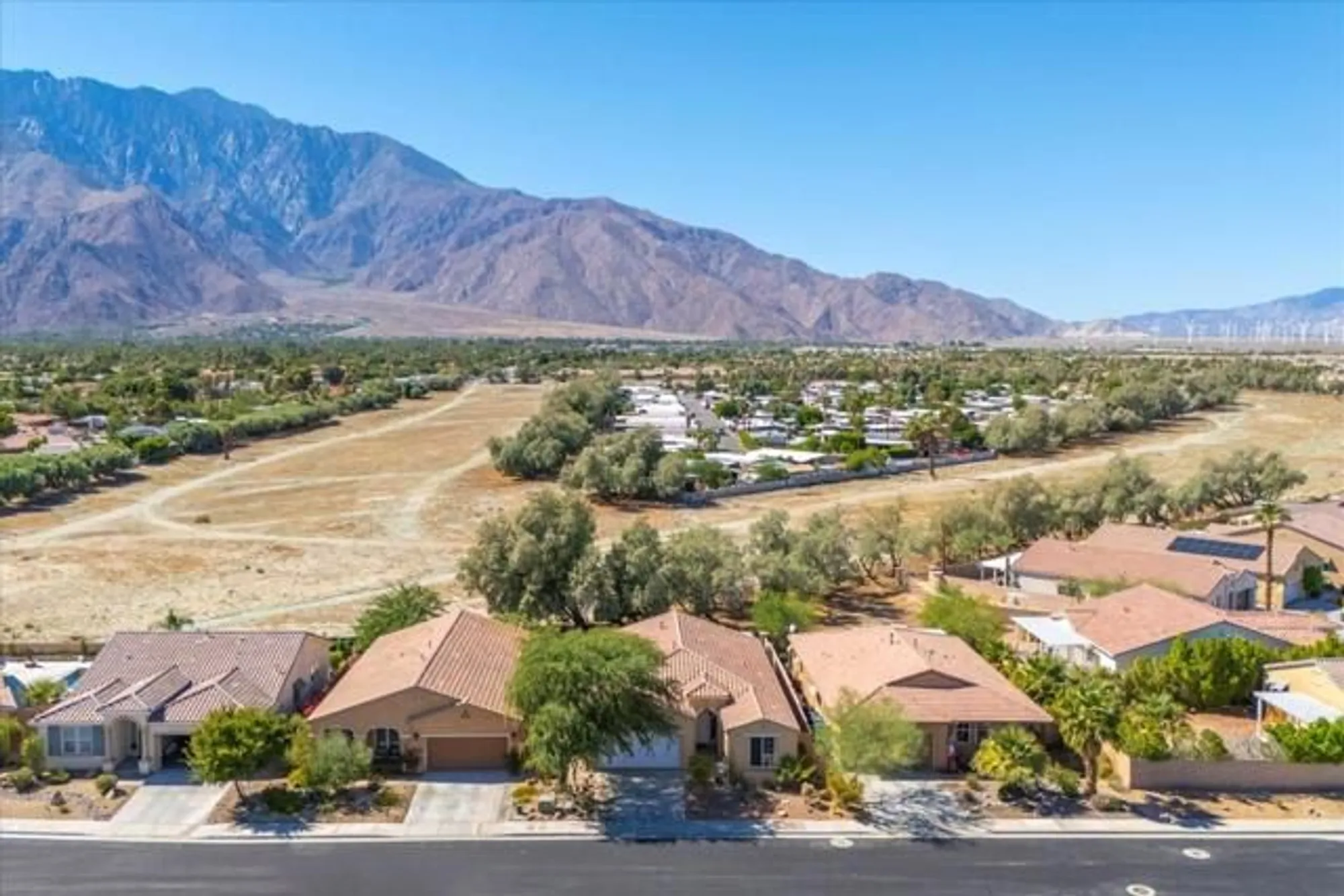 Property Slideshow image 32 of 56 | 2579 savanna way, Palm Springs, CA, 92262