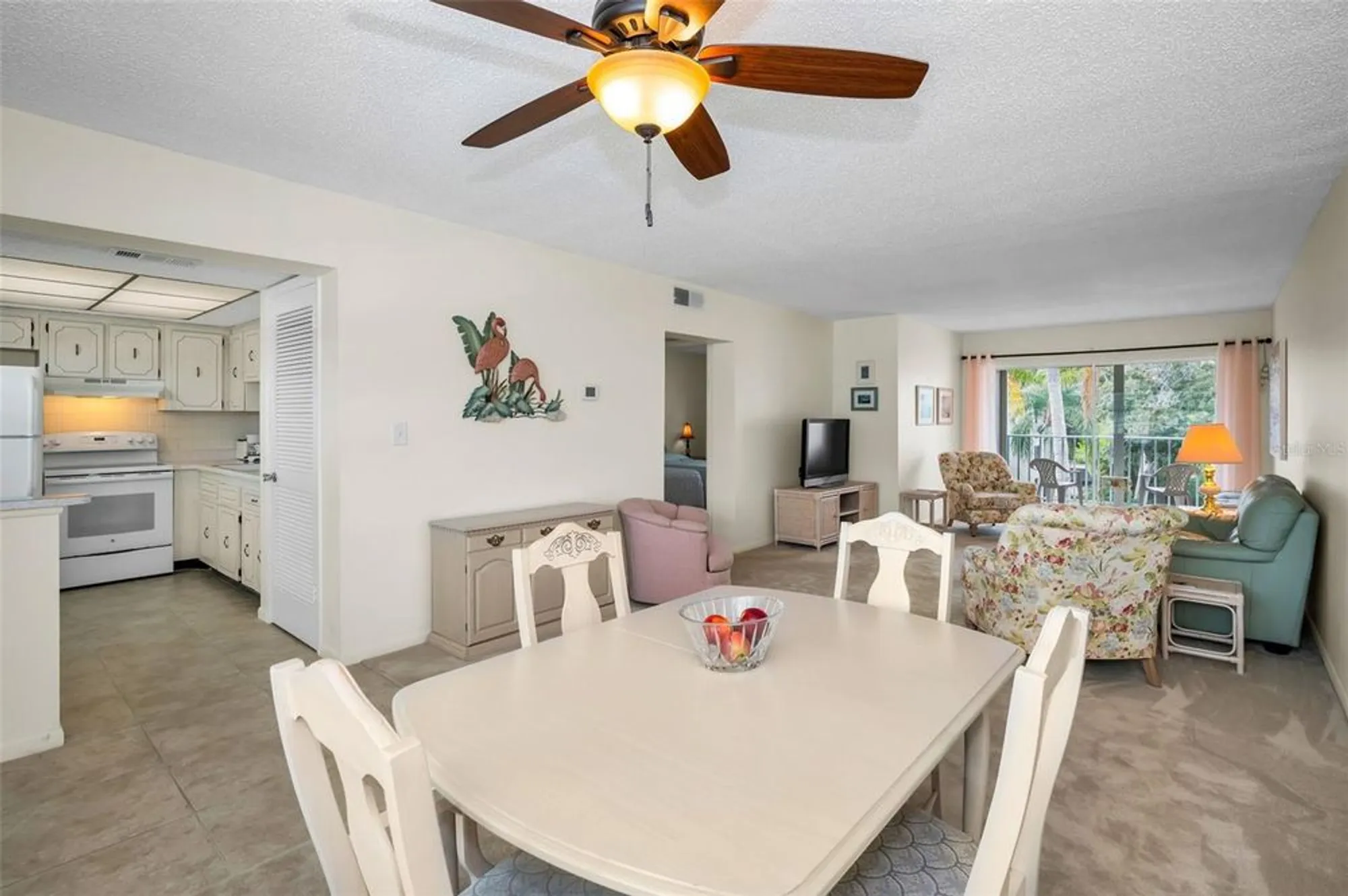 Property Slideshow image 10 of 53 | 960 virginia st 307, Dunedin, FL, 34698