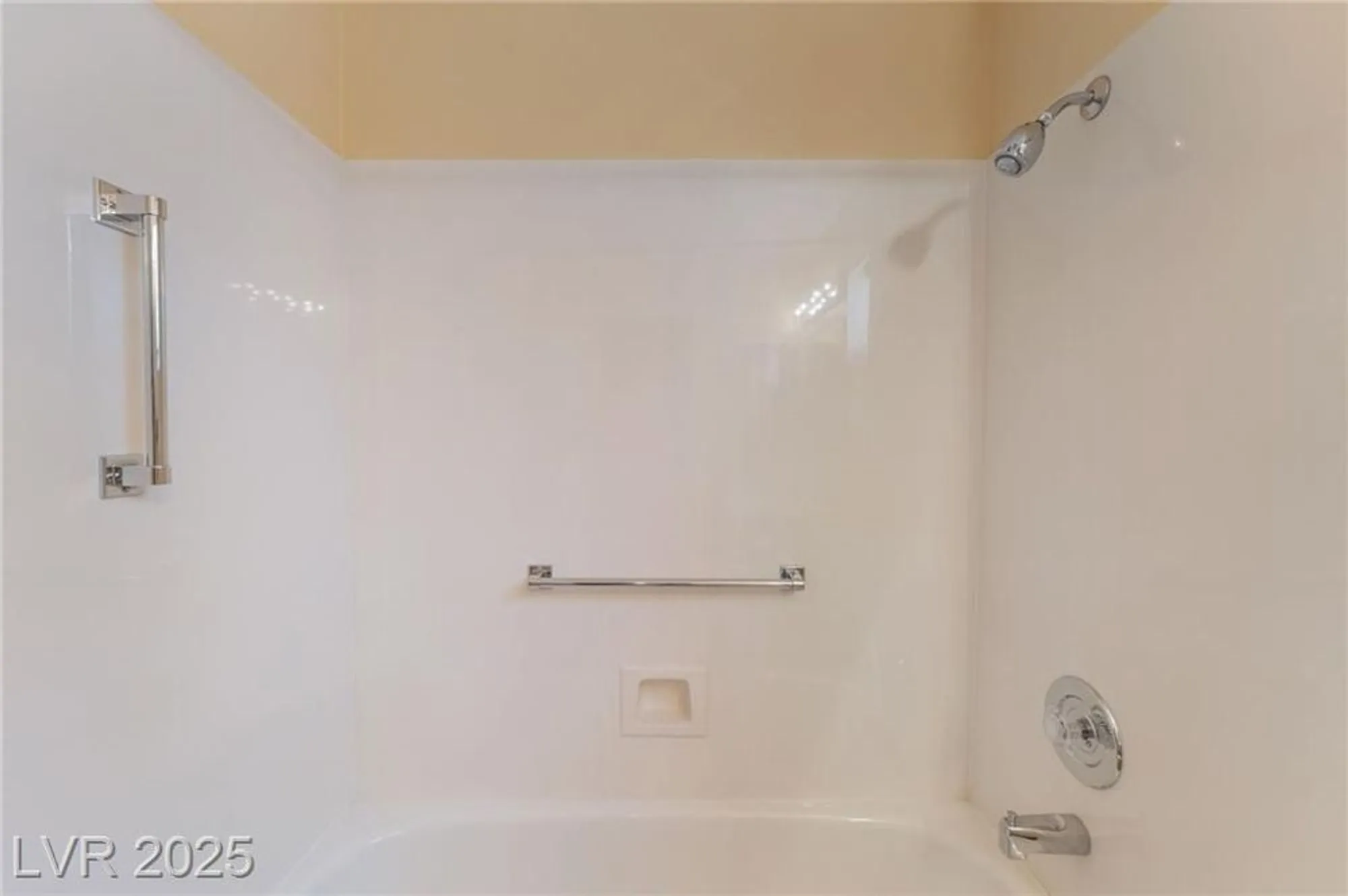 Property Slideshow image 22 of 31 | 2601 desert sands dr, Las Vegas, NV, 89134