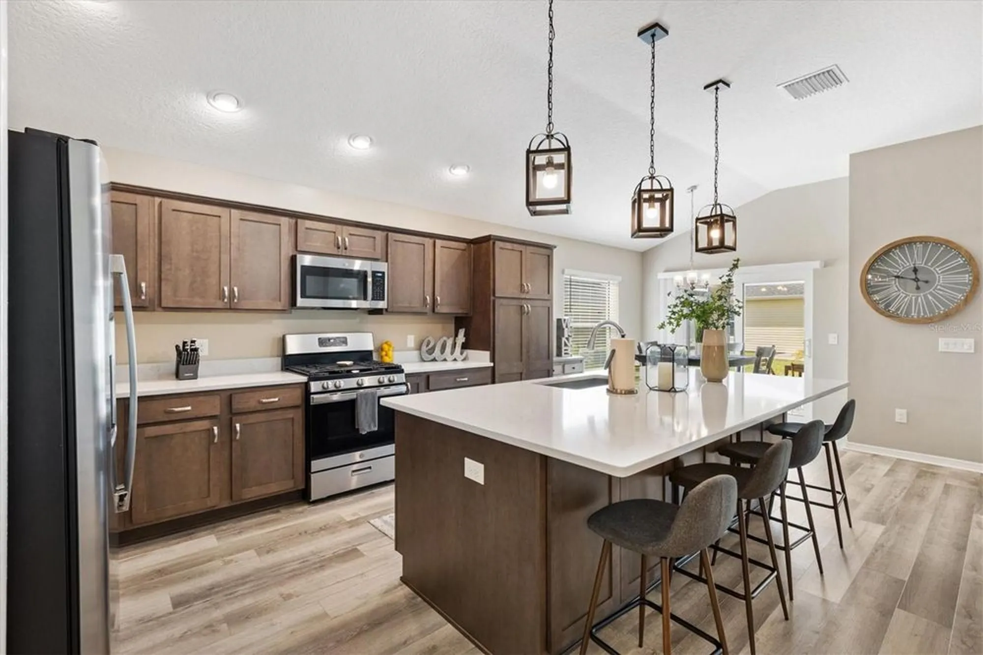 Property Slideshow image 10 of 32 | 4434 shockoe cir, The Villages, FL, 32163