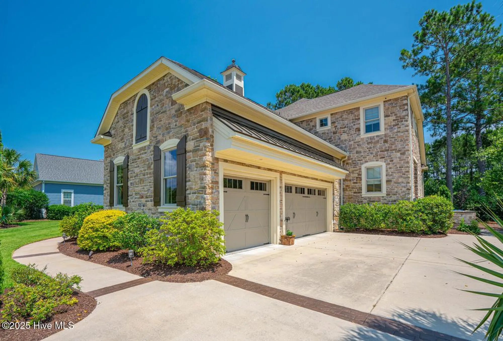 Property Slideshow image 7 of 103 | 558 westchester pl, Ocean Isle Beach, NC, 28469