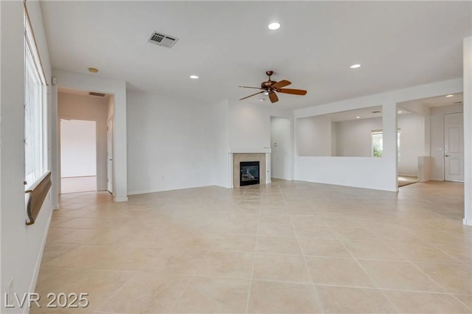 Property Slideshow image 11 of 34 | 2348 kalkaska dr, Henderson, NV, 89044