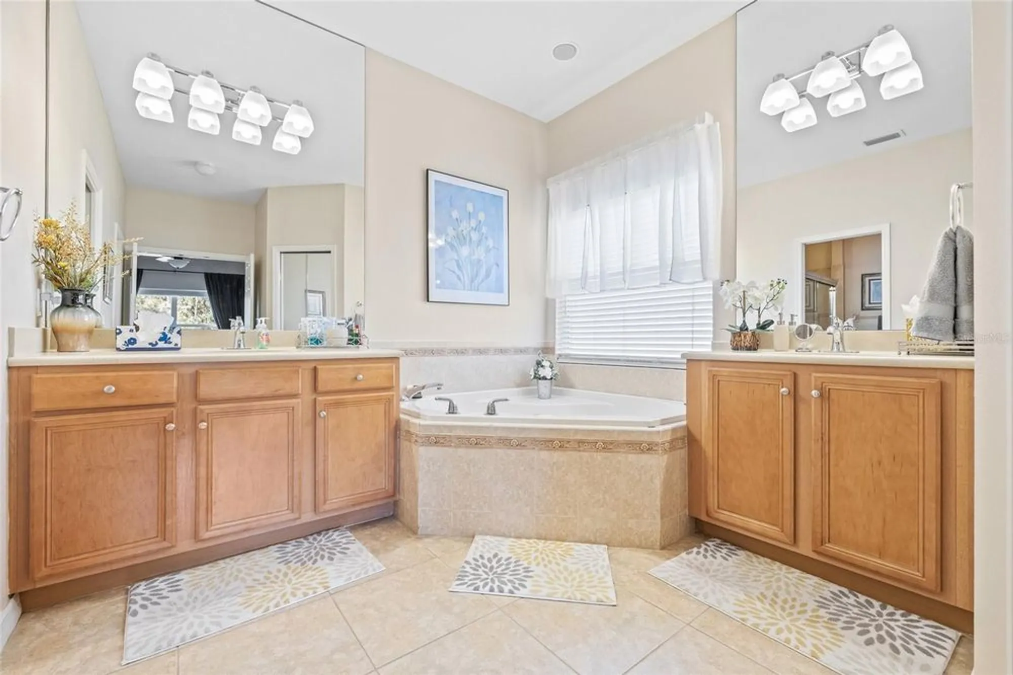 Property Slideshow image 18 of 35 | 5337 hogan ln, Winter Haven, FL, 33884