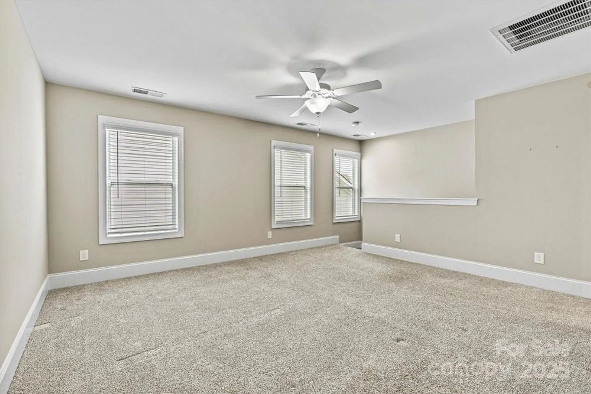 Property Slideshow image 33 of 48 | 7362 overjoyed crossing, Charlotte, NC, 28215