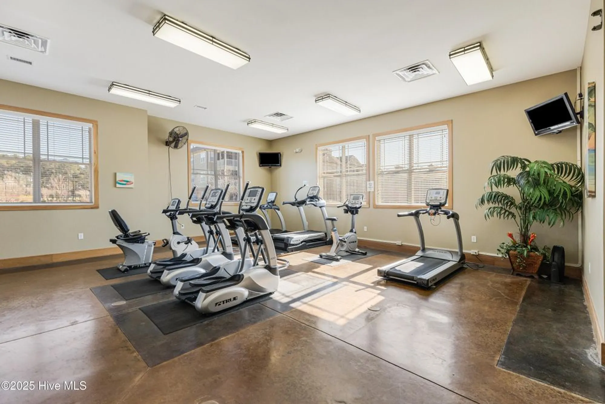 Property Slideshow image 42 of 43 | 395 s crow creek dr nw unit 1621, Calabash, NC, 28467