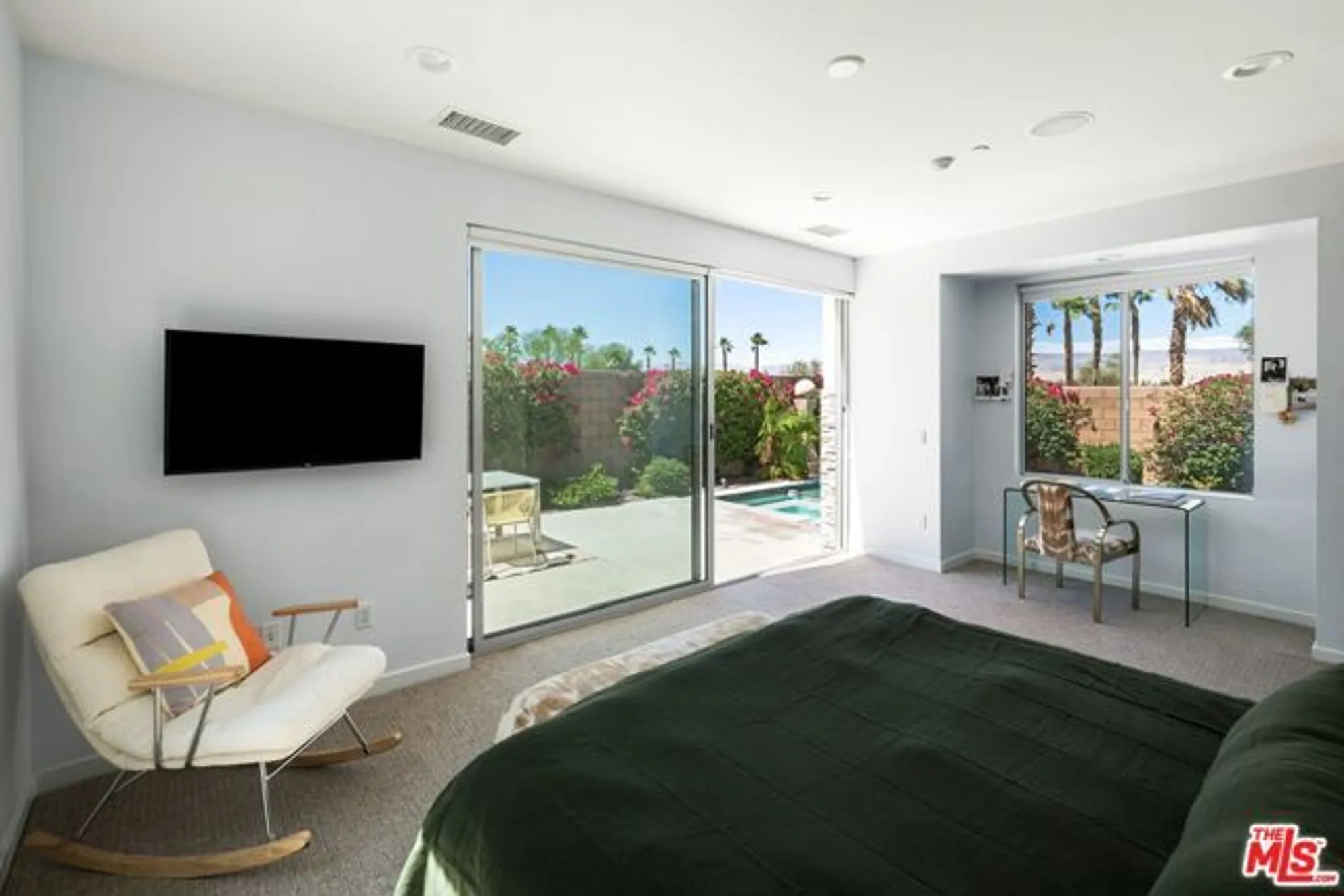 Property Slideshow image 14 of 22 | 4631 kellogg way, Palm Springs, CA, 92262