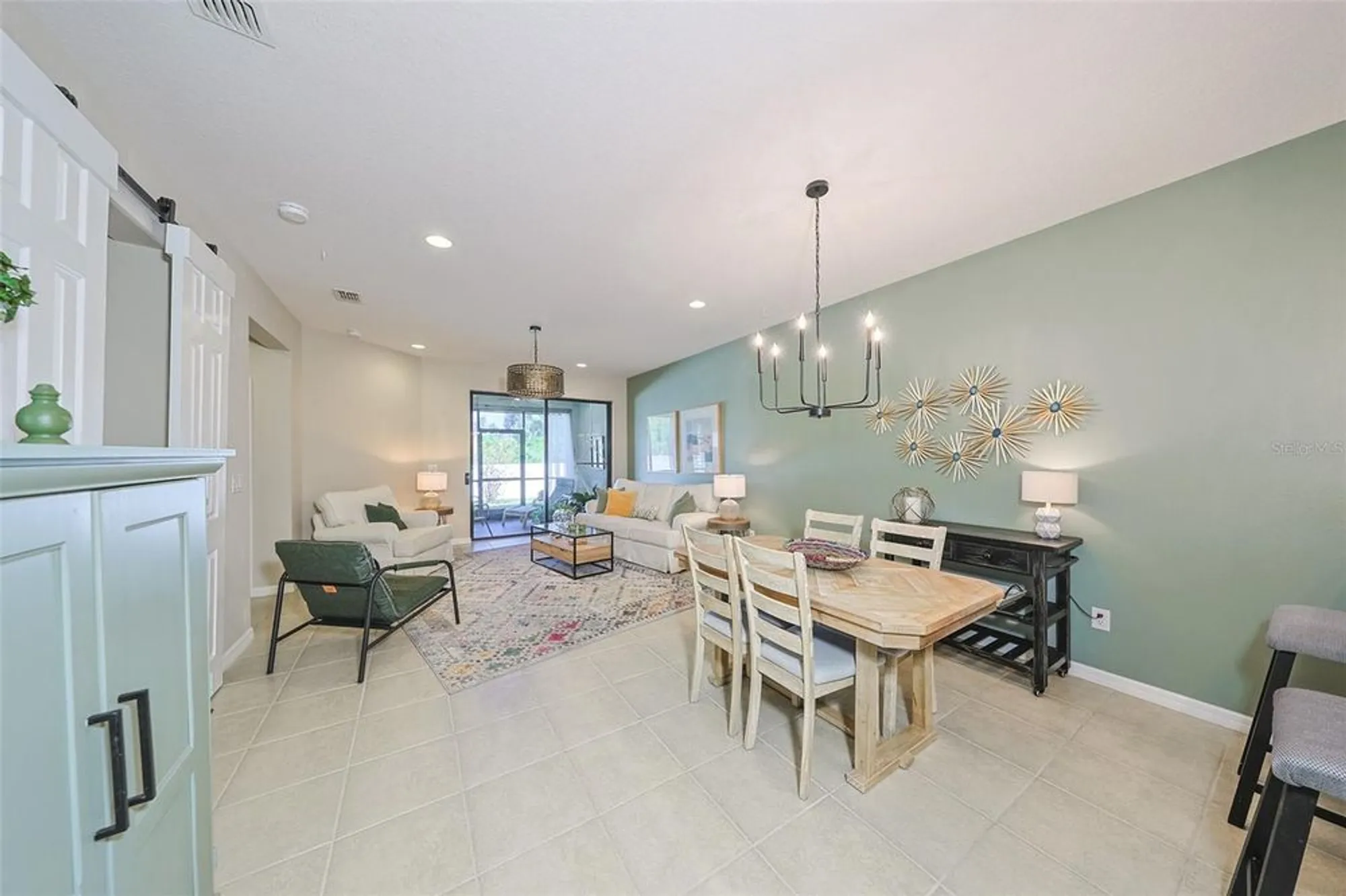 Property Slideshow image 7 of 70 | 329 bluewater falls ct, Apollo Beach, FL, 33572