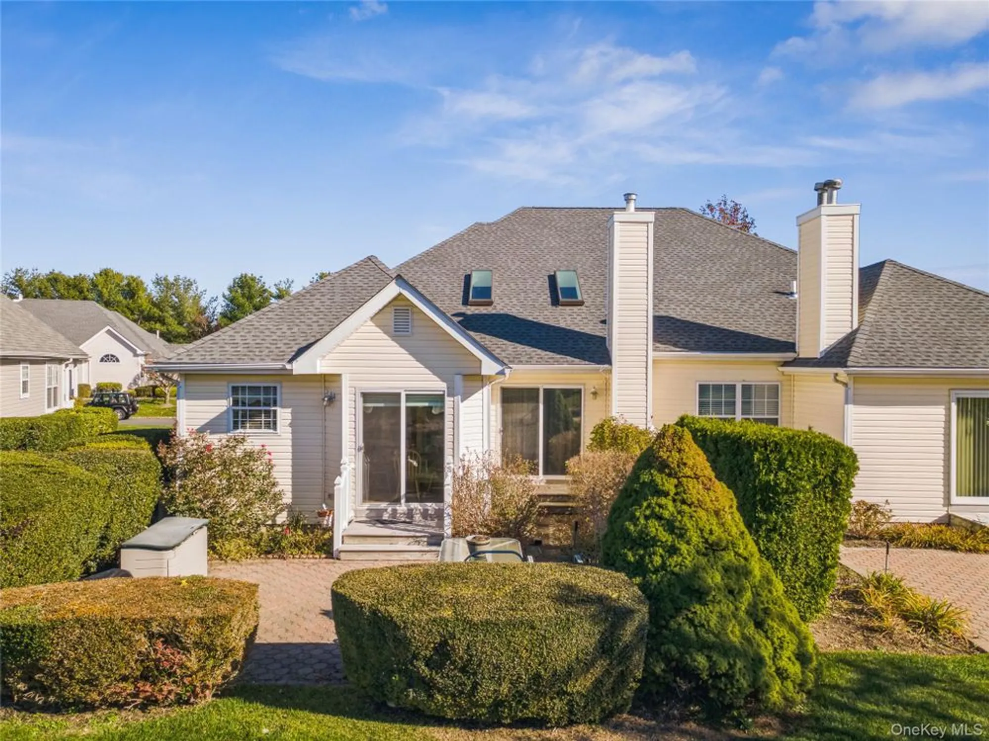 Property Slideshow image 23 of 26 | 53 goose neck ln, Riverhead, NY, 11901