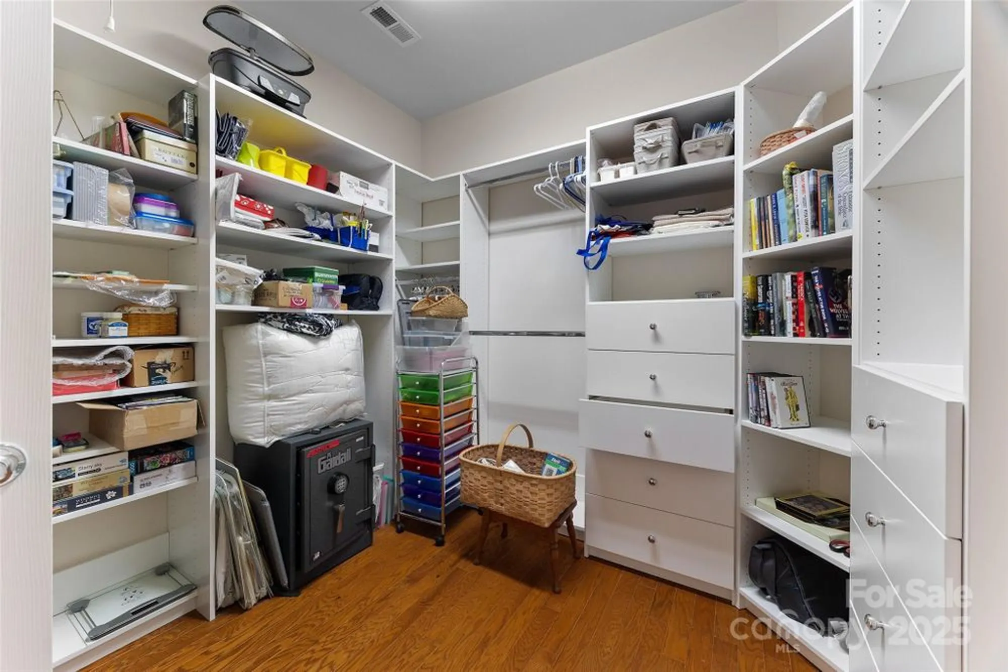 Property Slideshow image 10 of 32 | 20151 dovekie ln, Fort Mill, SC, 29707