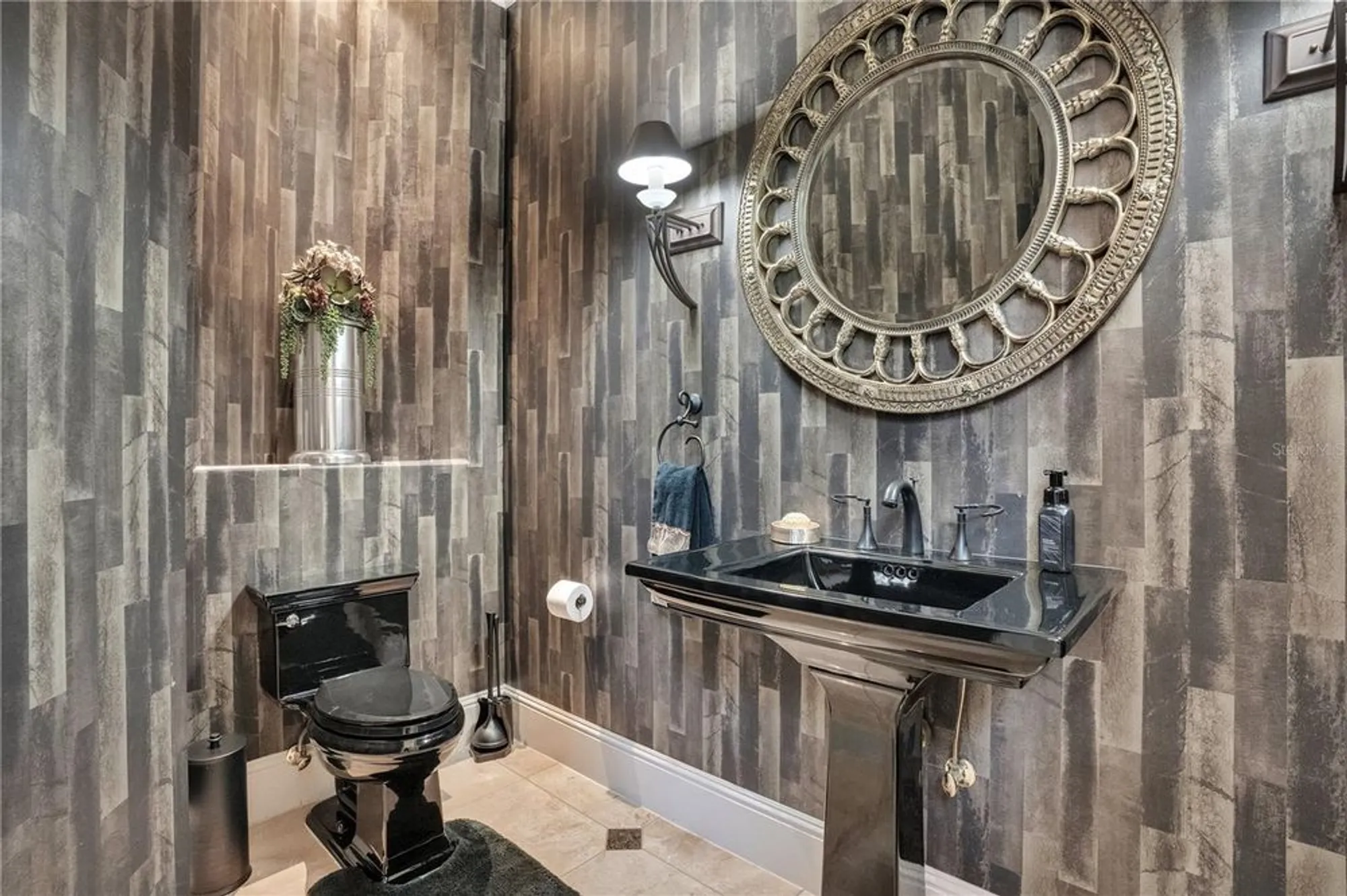 Property Slideshow image 35 of 71 | 1117 oxbridge ln, Ormond Beach, FL, 32174