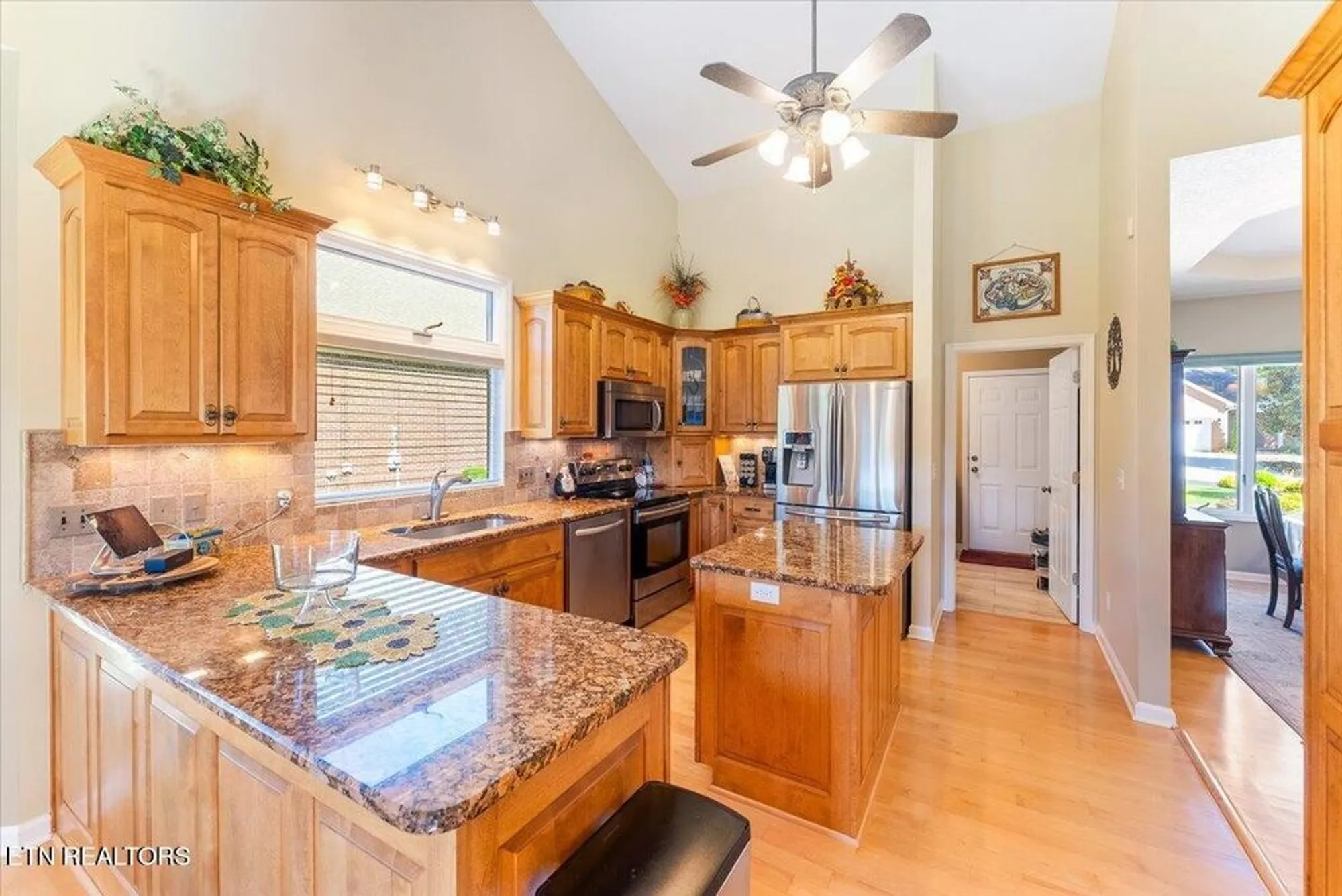 Property Slideshow image 31 of 55 | 108 wewoka way, Loudon, TN, 37774